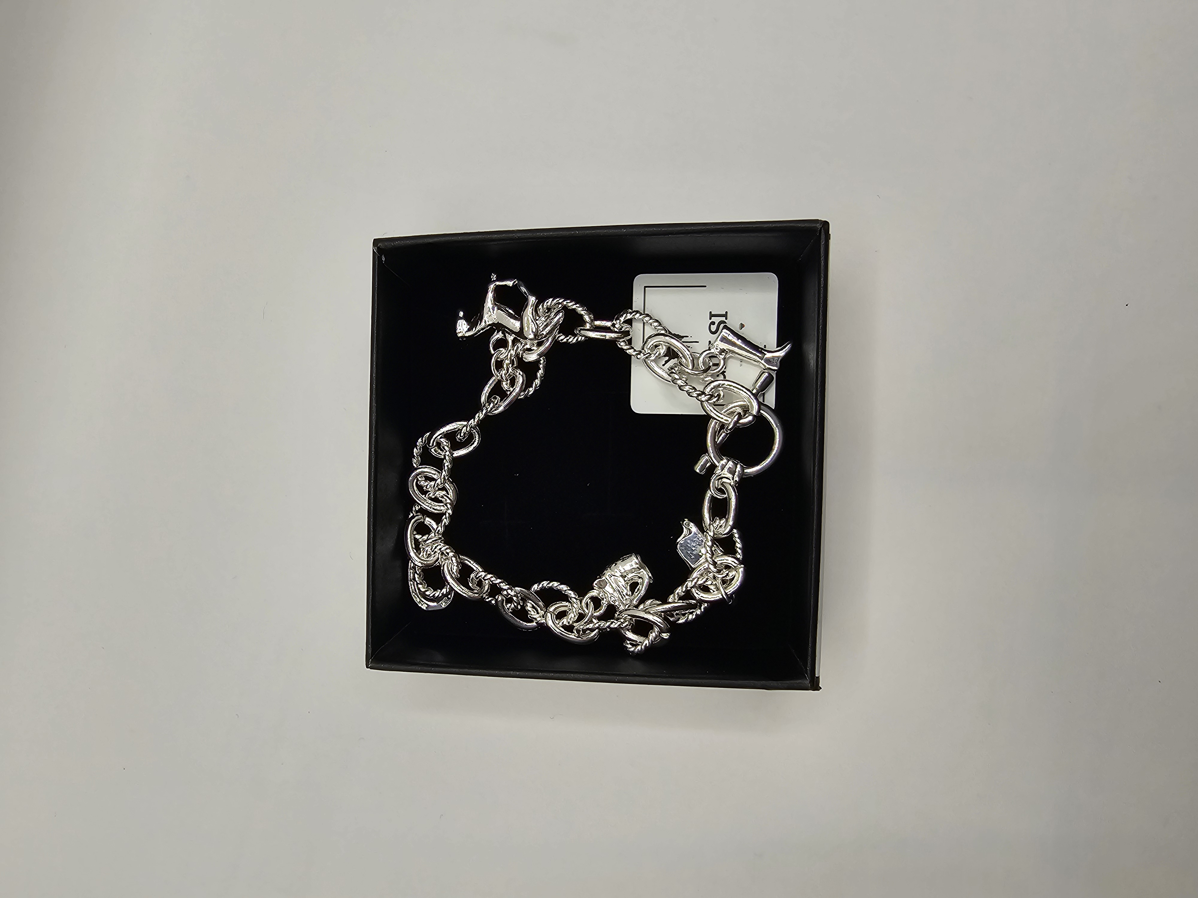 Apyrankė - daug pakabukų