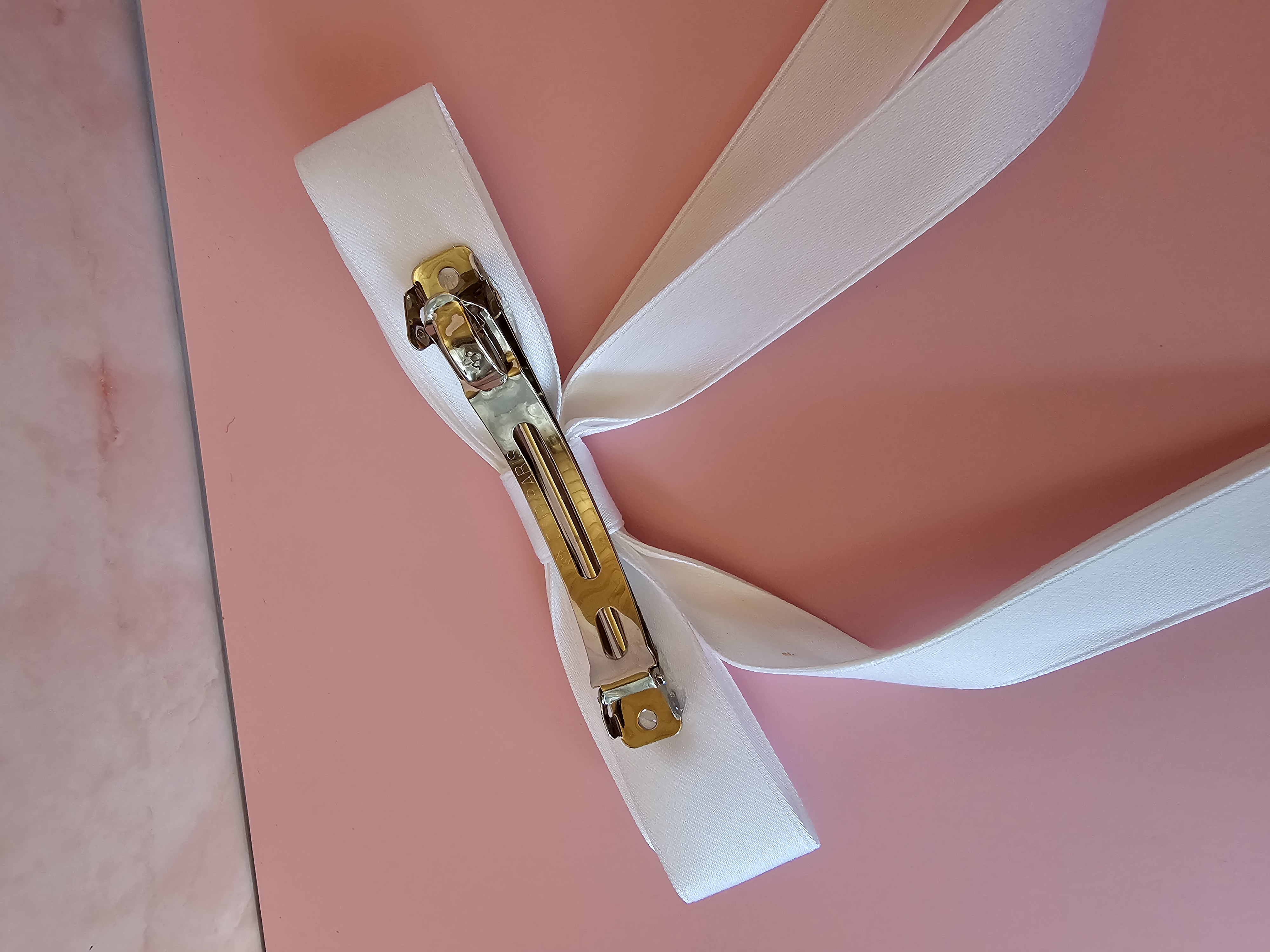 Plaukų segtukas kaspinas - ilgas baltas