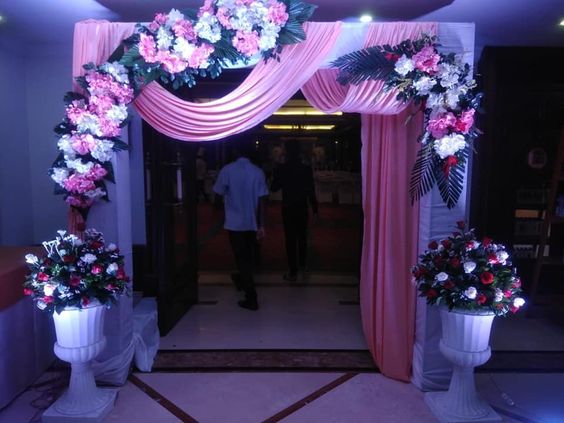 GATE SETUP DECORATION