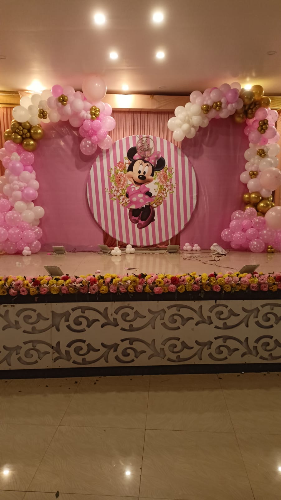 Minnie Mouse Theme