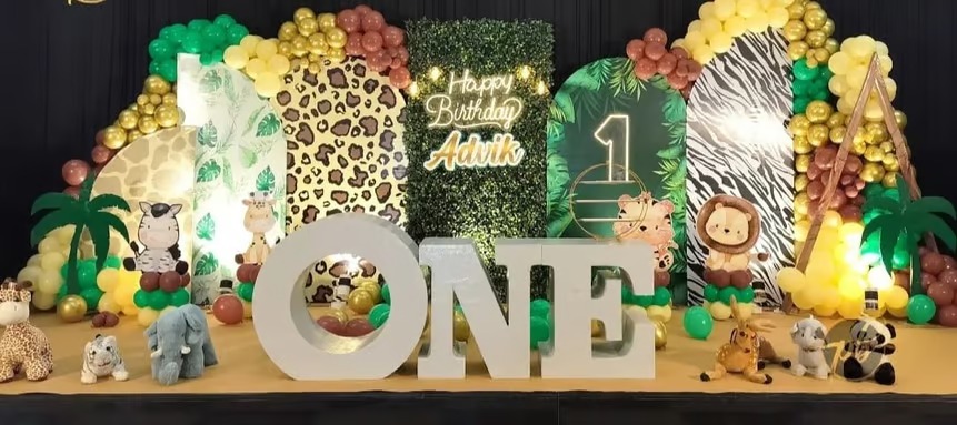 JUNGLE THEME DECORATION