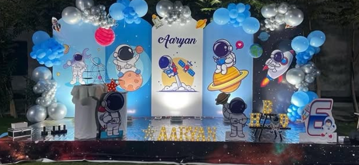ASTRONAUT THEME DECORATION