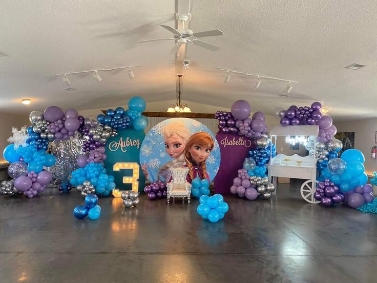 FROZEN THEME DECORATION