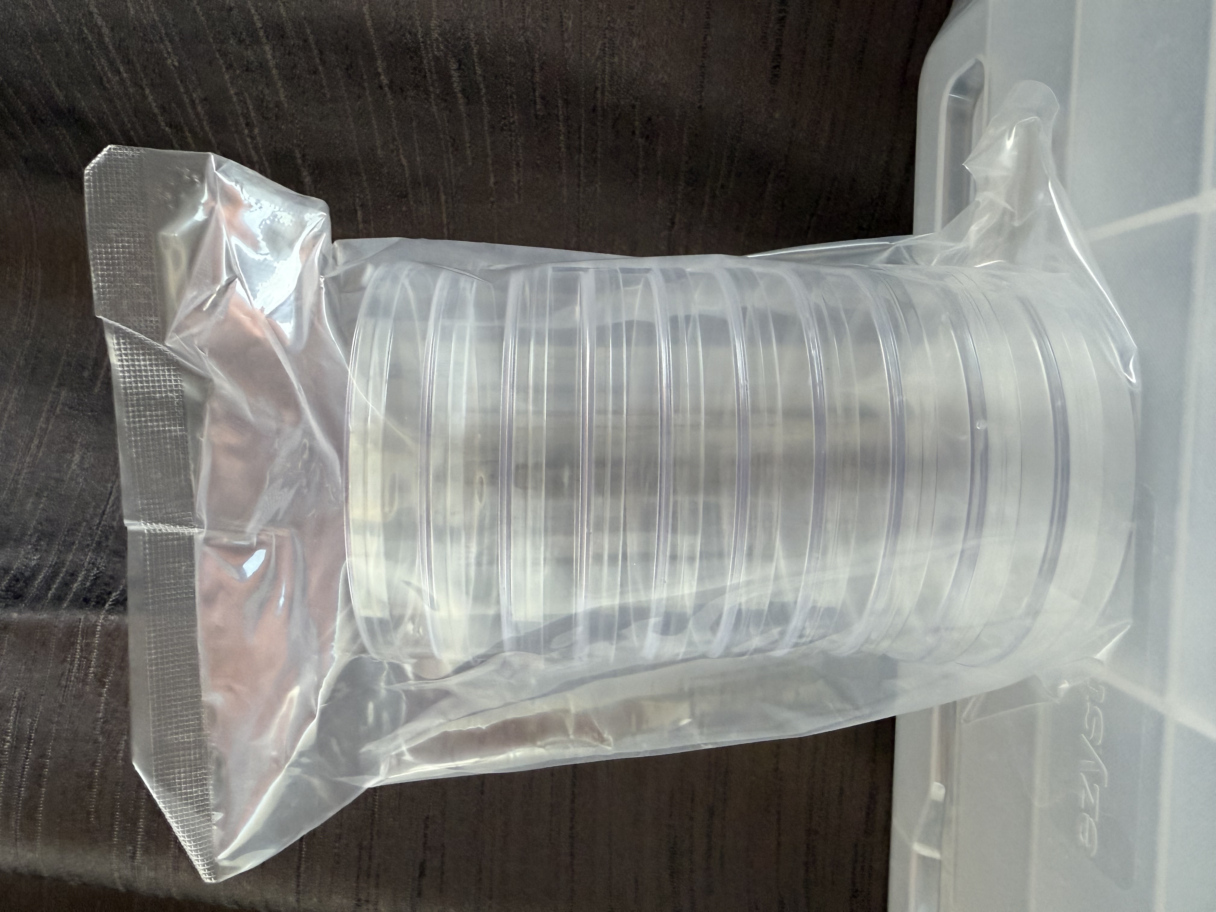 Disposable Petri Dish, PS, 90 × 15mm, 3 Vents, Gamma Sterile