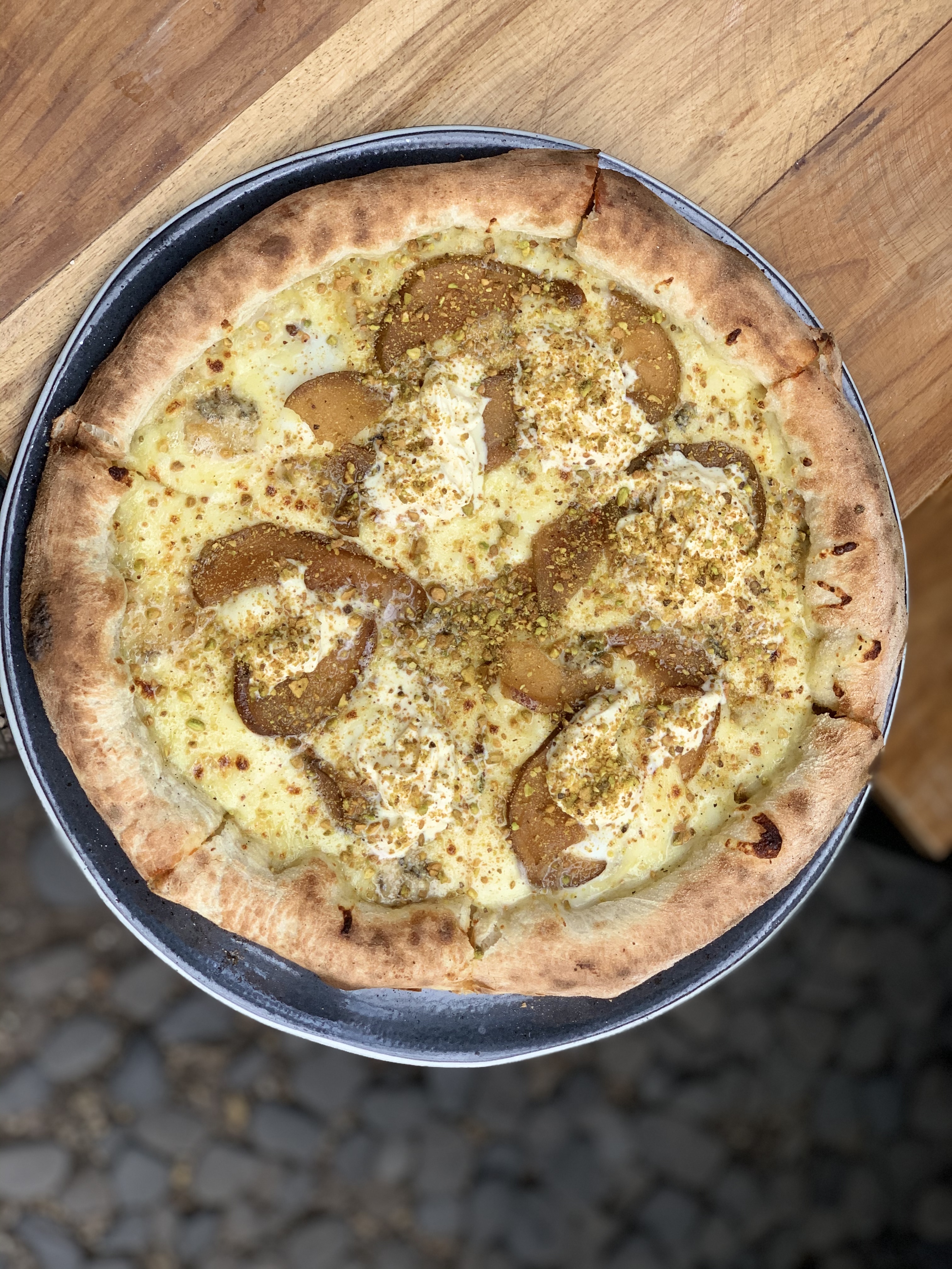 Pizza búfala blanca