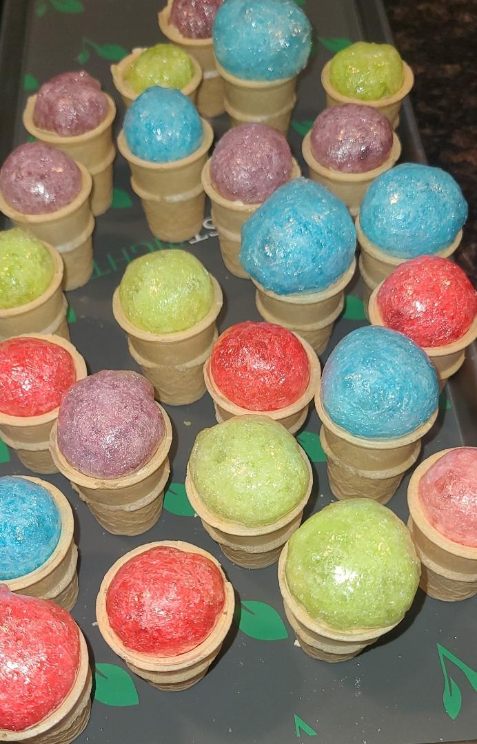 Mini Cones 5-Count Jolly Rogers