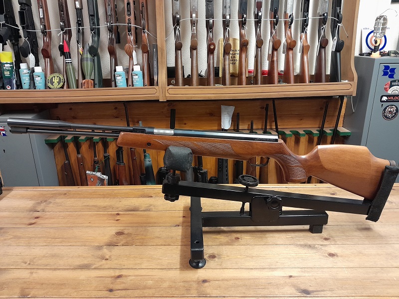 Pre Owned WEIRAUCH HW 97K .22