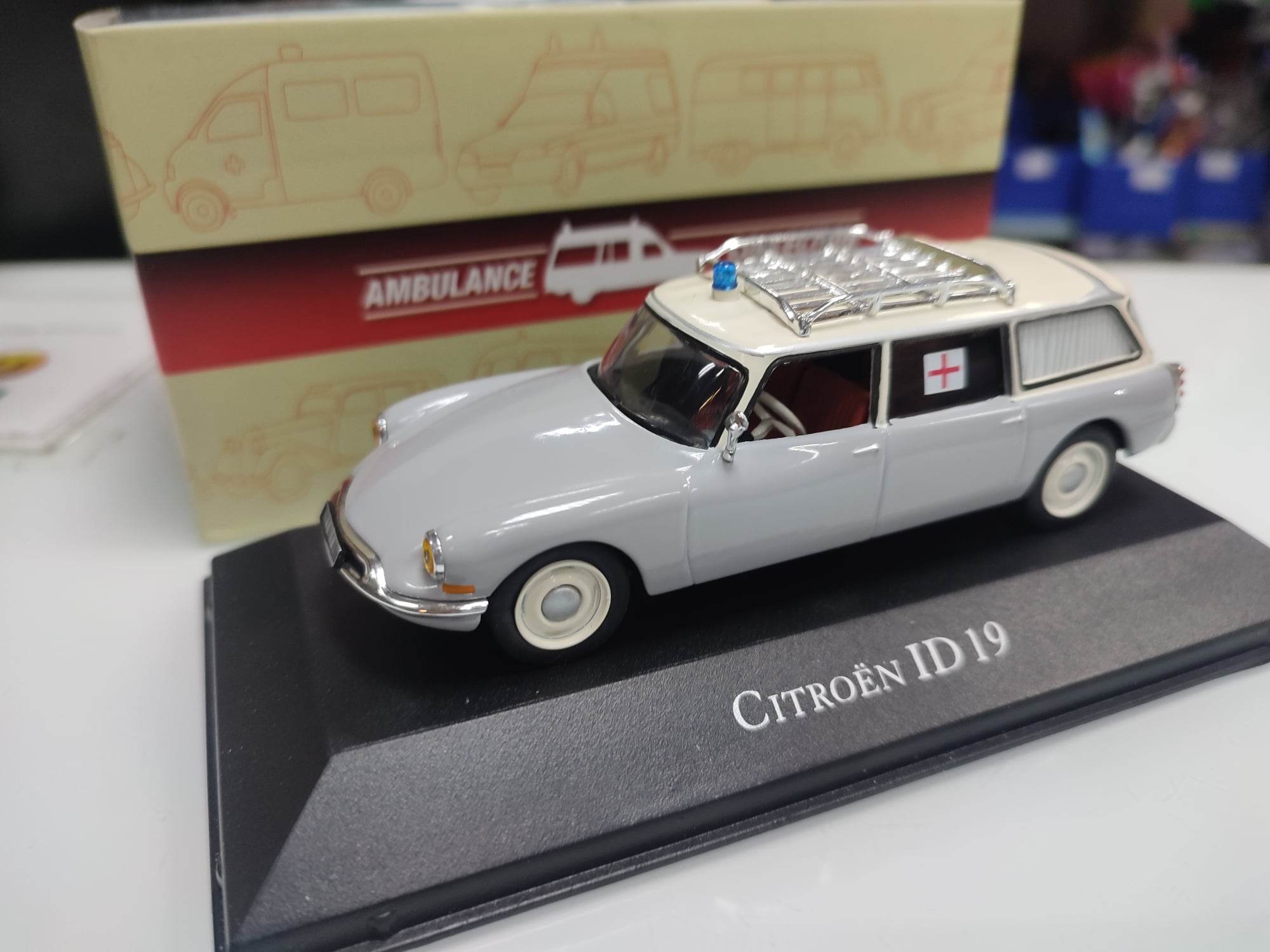 CITROEN ID 19 AMBULANCIA 