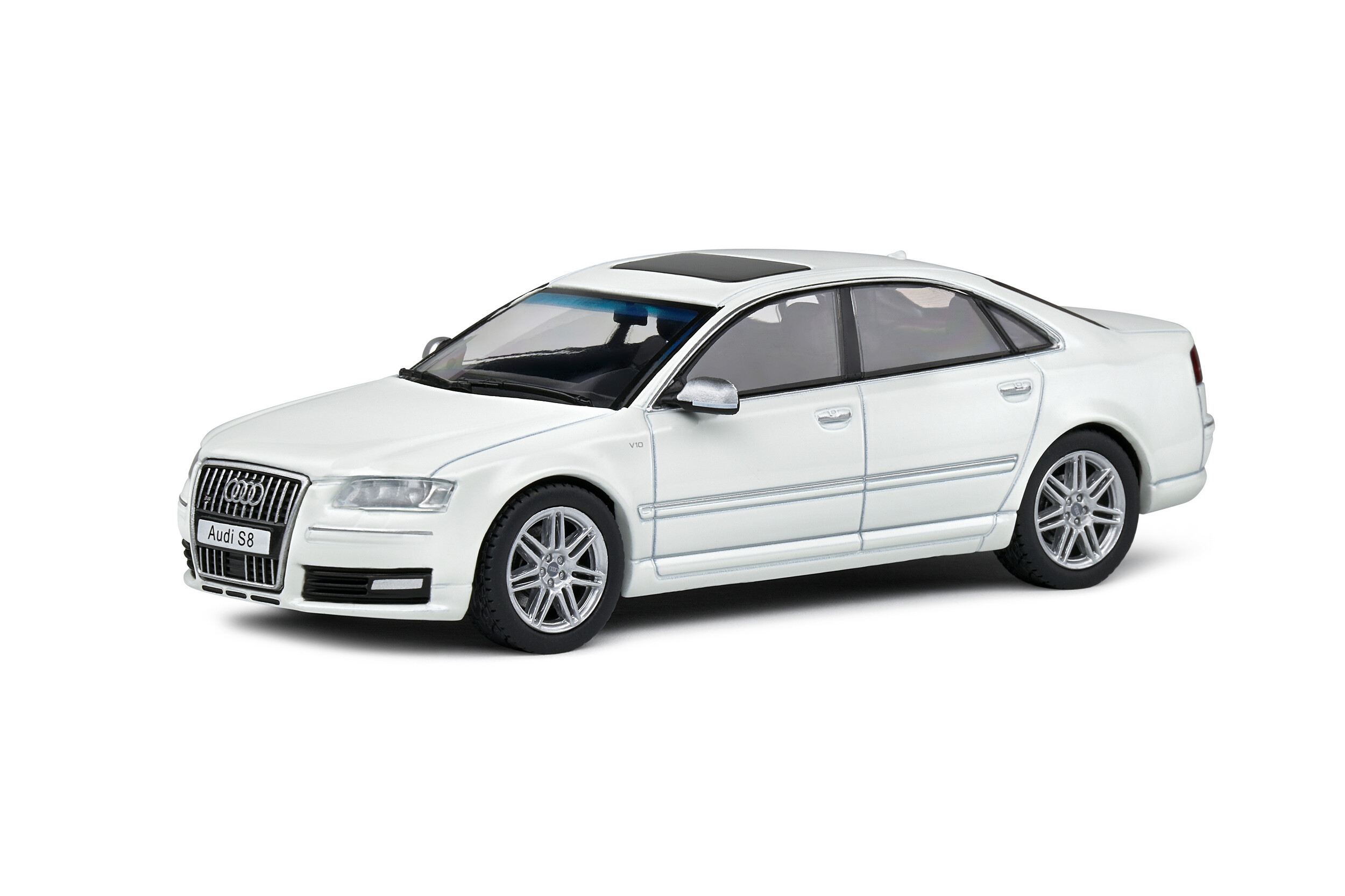 AUDI S8 (D3) – 2010 