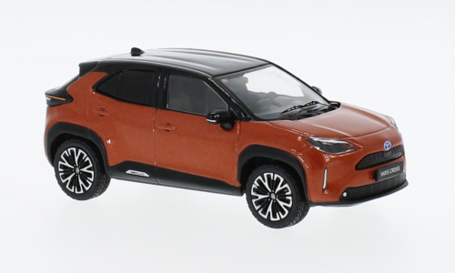 Toyota Yaris Cross, laranja metálico, 2022