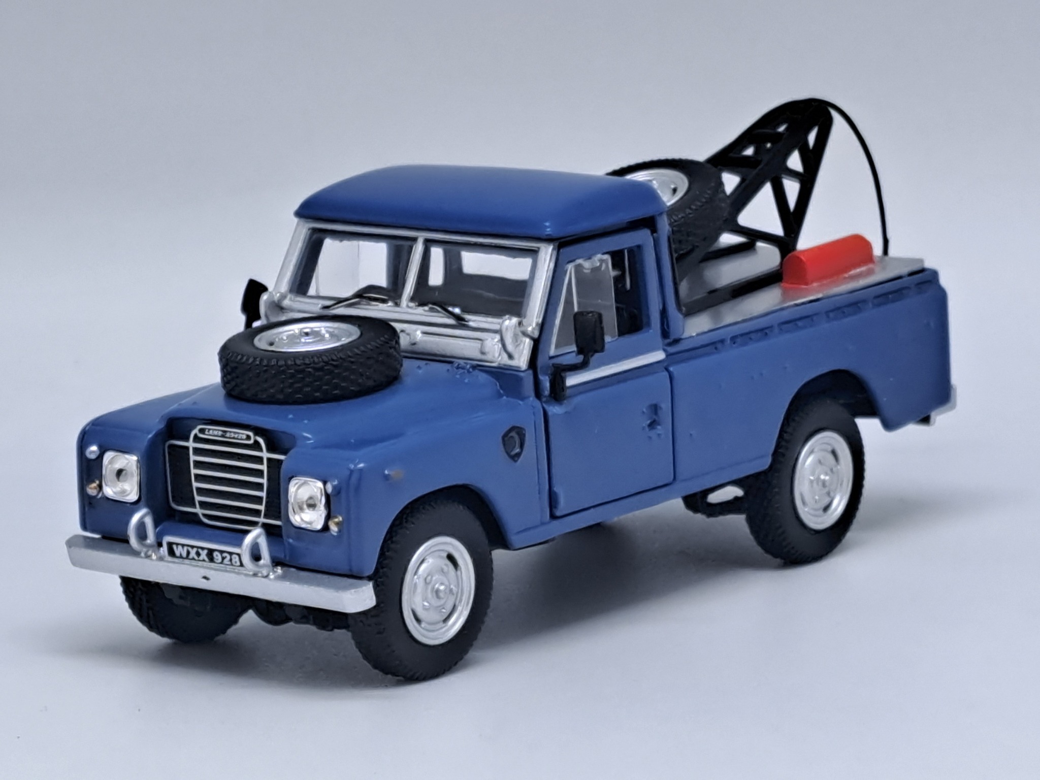 Land Rover Series III Pick-up Blue 