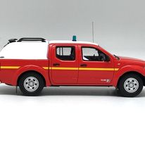 NISSAN NAVARA DOUBLE CABINE VLTT SDIS 42 - LOIRE  EDIÇÃO LIMITADA A 275 PEÇAS