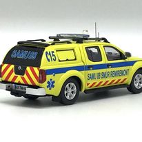 NISSAN NAVARA DOUBLE CABINE SMUR 88 VOSGES - REMIREMONT EDIÇÃO LIMITADA A 275 PEÇAS