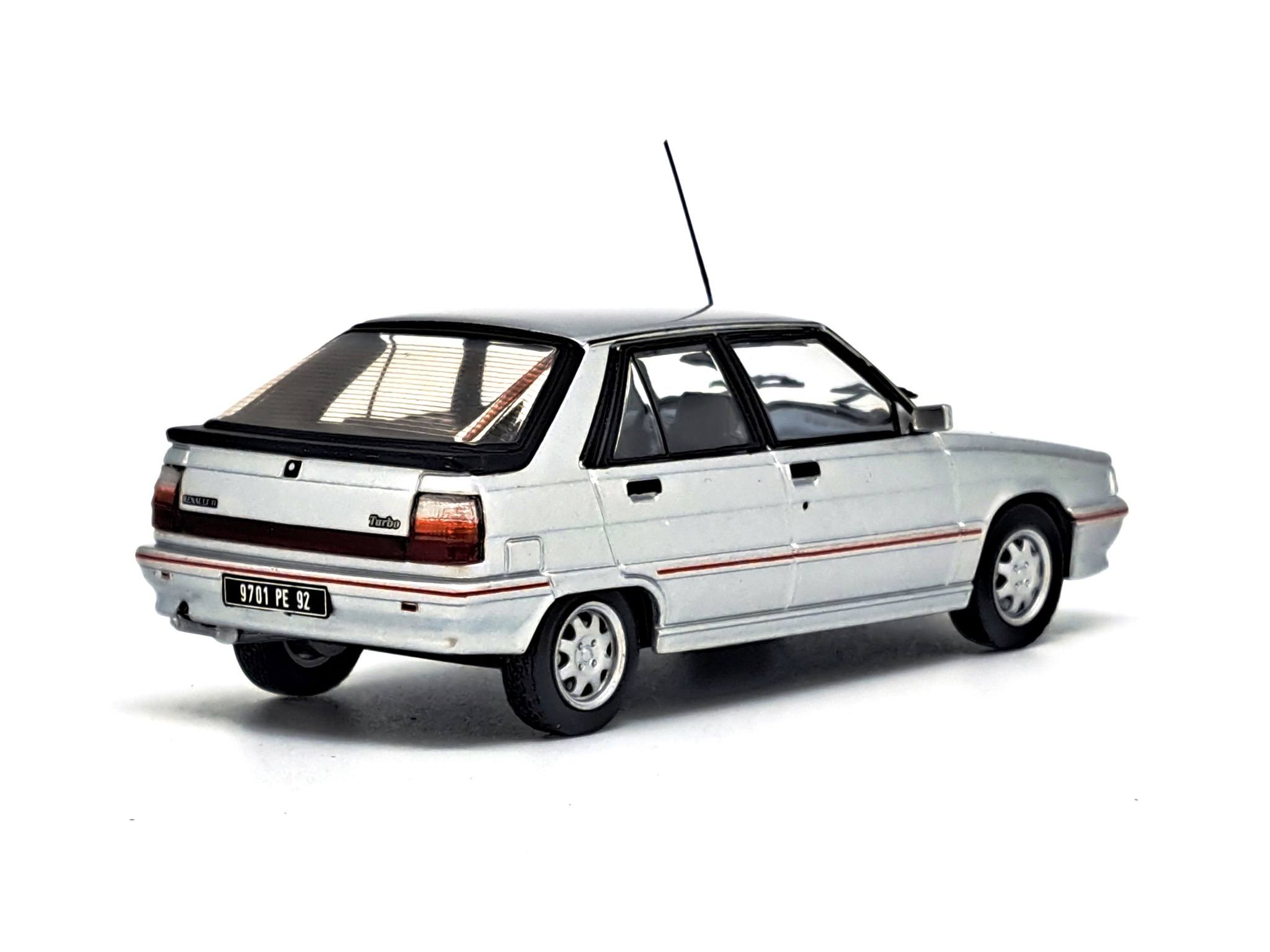 RENAULT 11 TURBO 5 PORTAS 1988 CINZA METALIZADO 