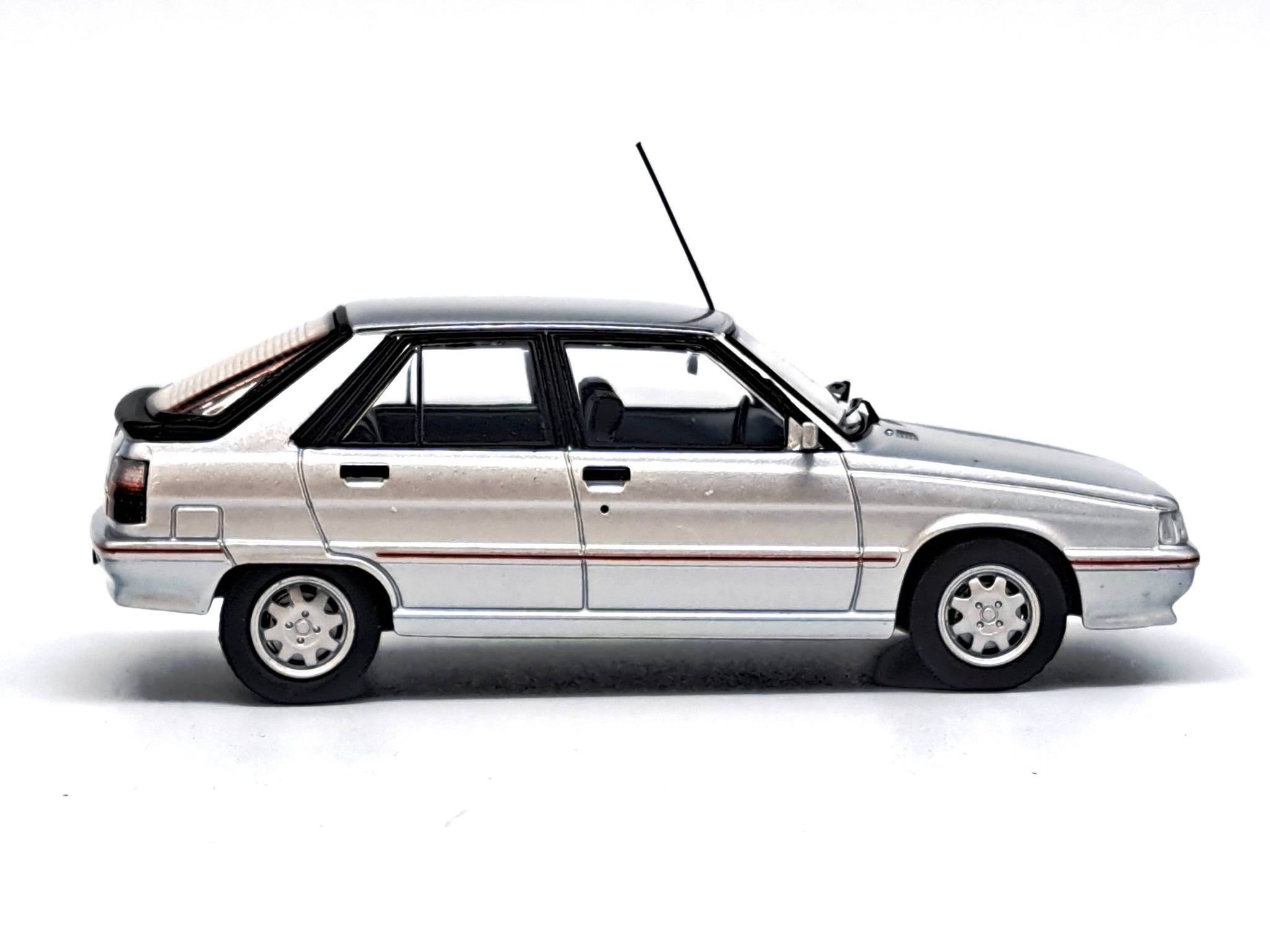 RENAULT 11 TURBO 5 PORTAS 1988 CINZA METALIZADO 