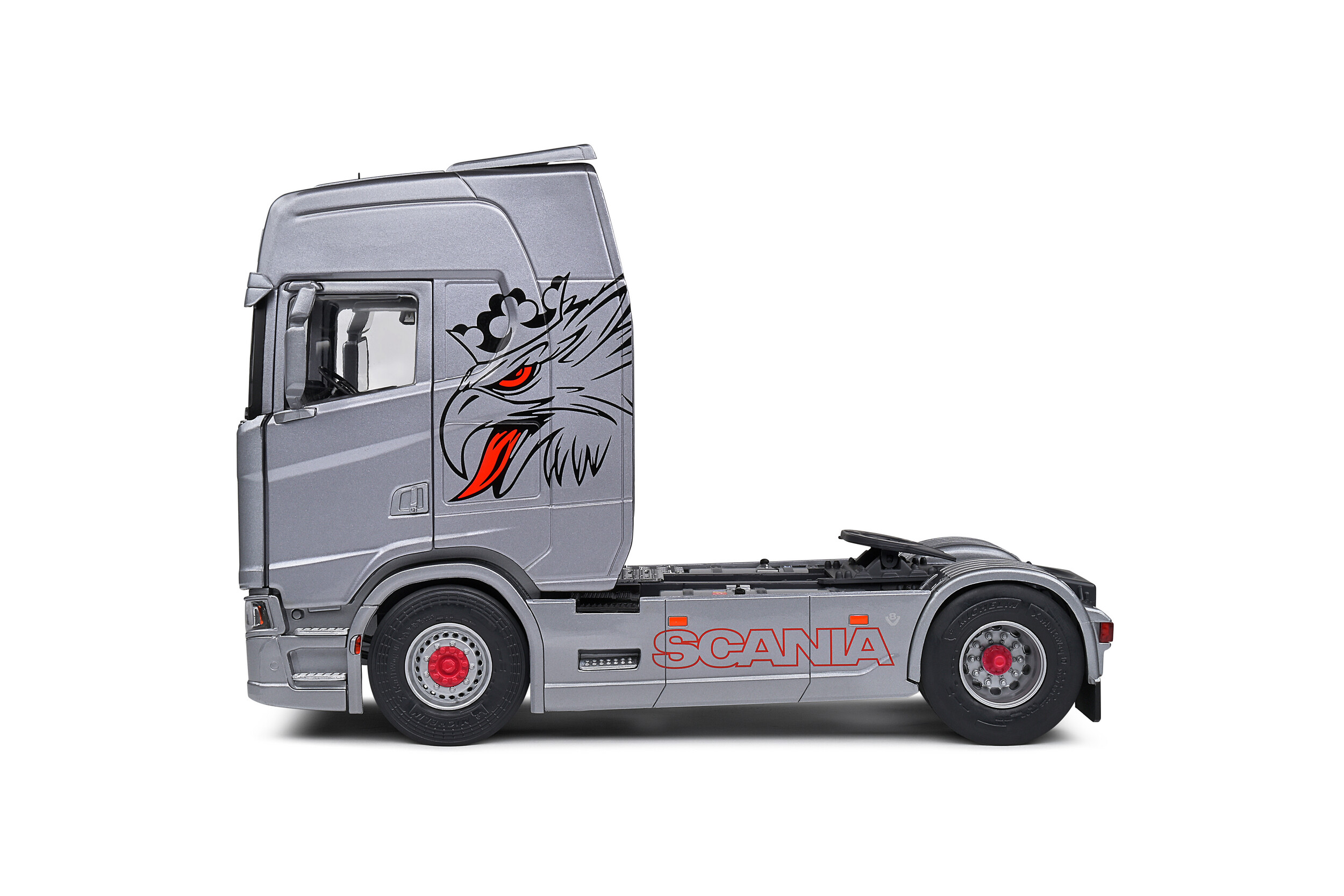 SCANIA 580S HighLine – Custom silver – 2023 S2400305