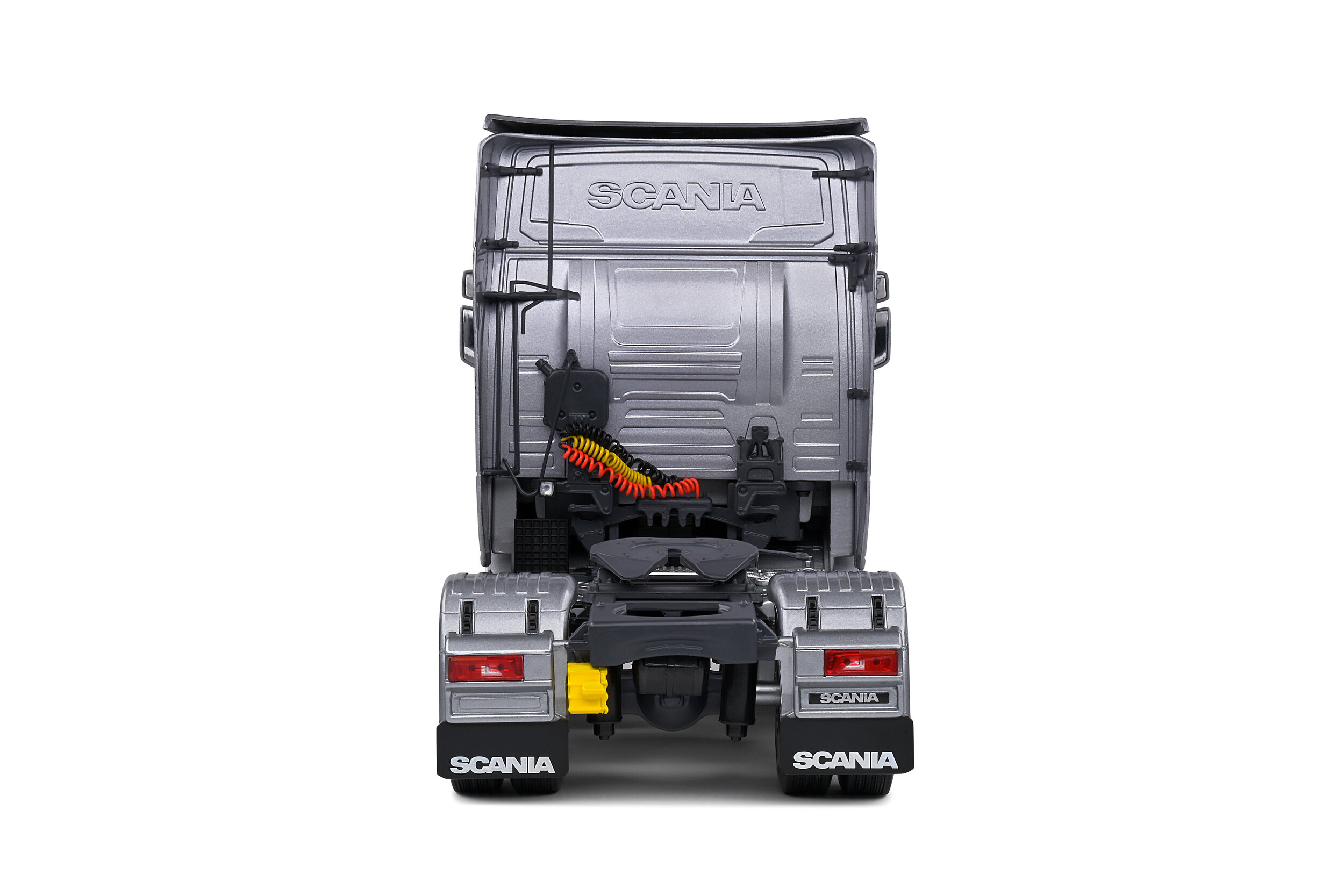 SCANIA 580S HighLine – Custom silver – 2023 S2400305