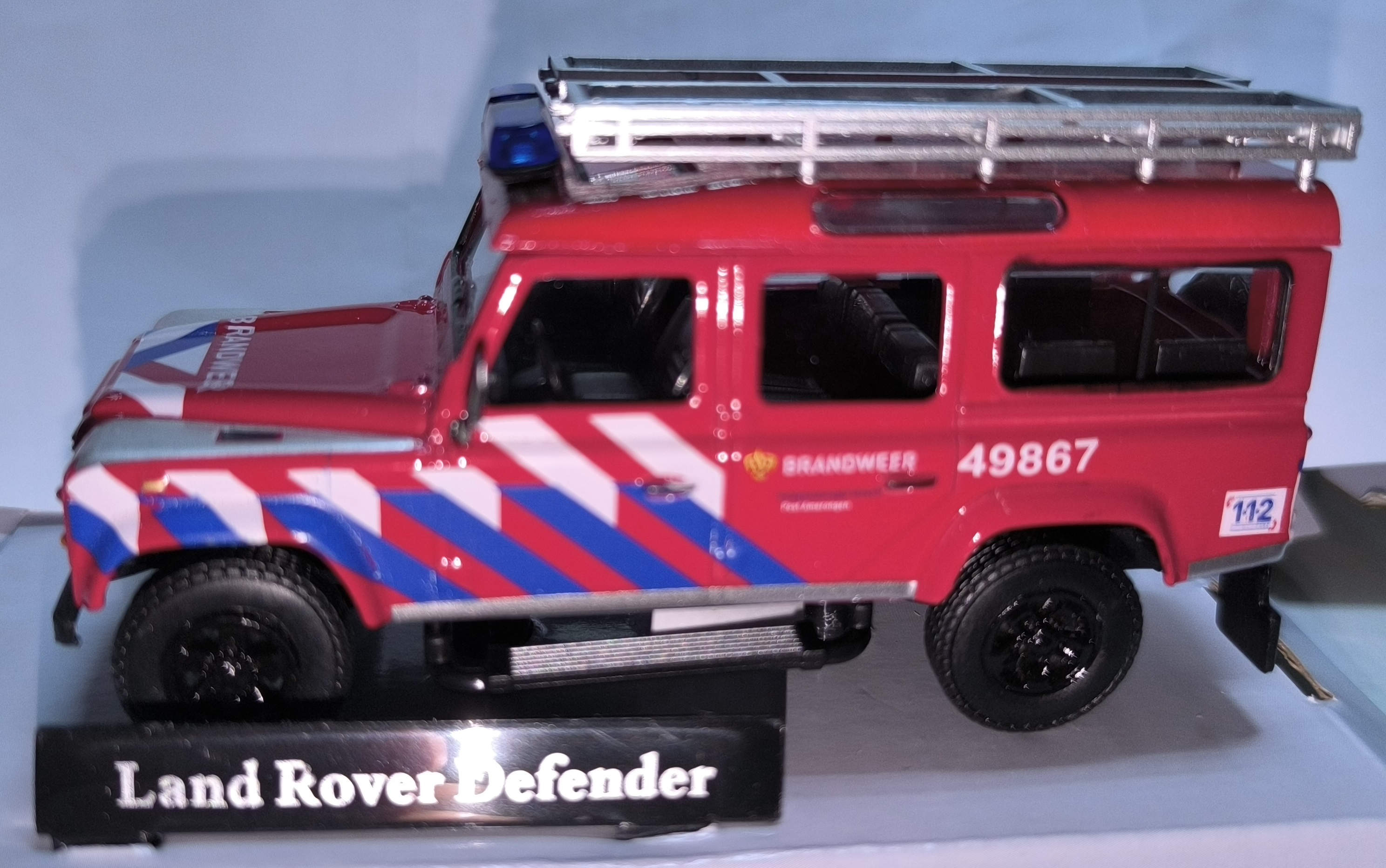 LAND ROVER DEFENDER BRANDWEER NL