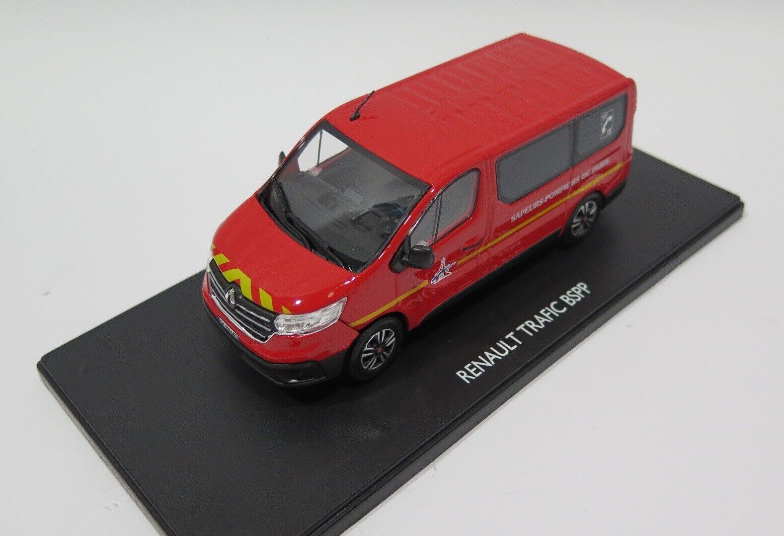 RENAULT TRAFIC BSPP SAPEURS POMPIERES DE PARIS 