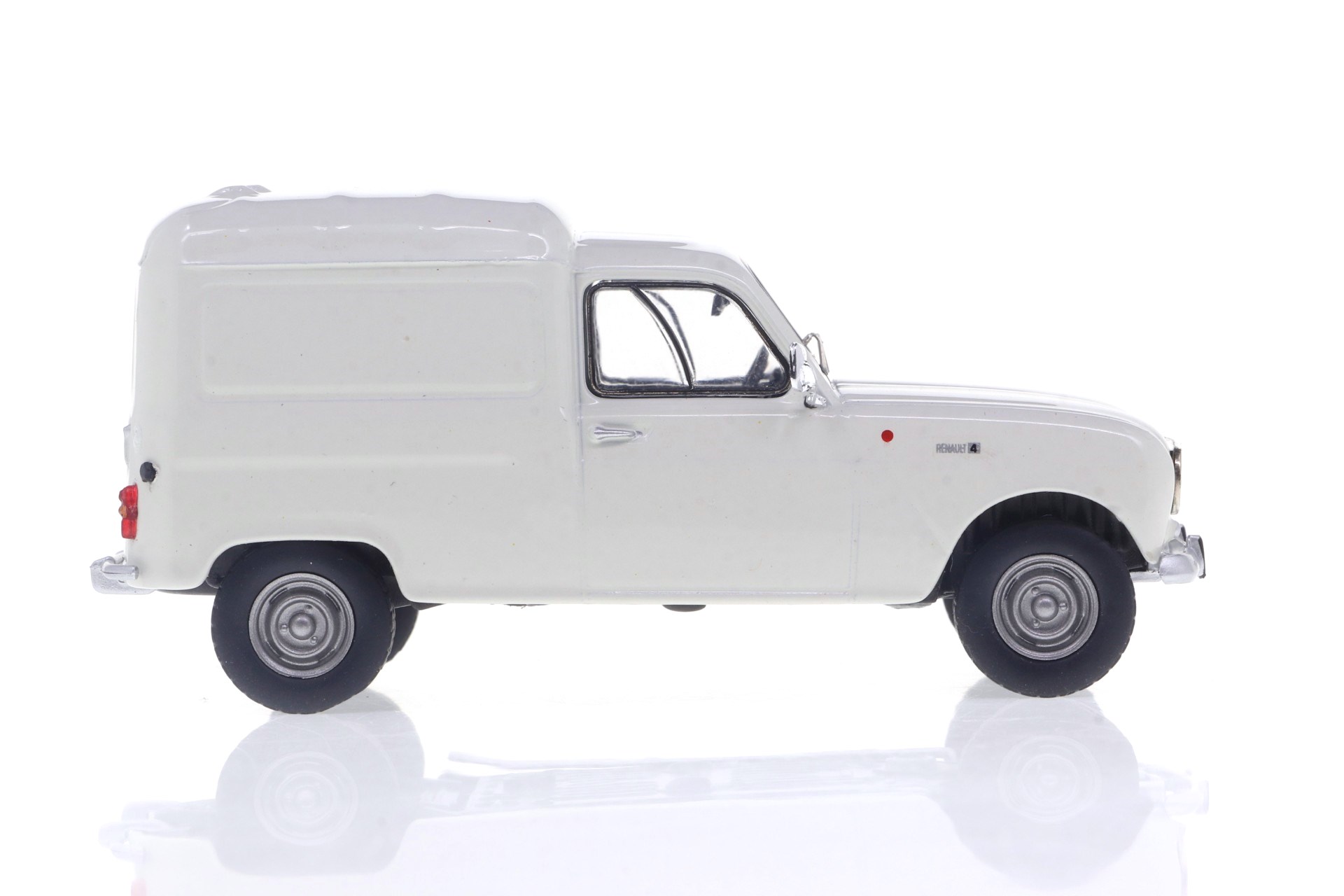 RENAULT 4 F4 VAN BRANCA