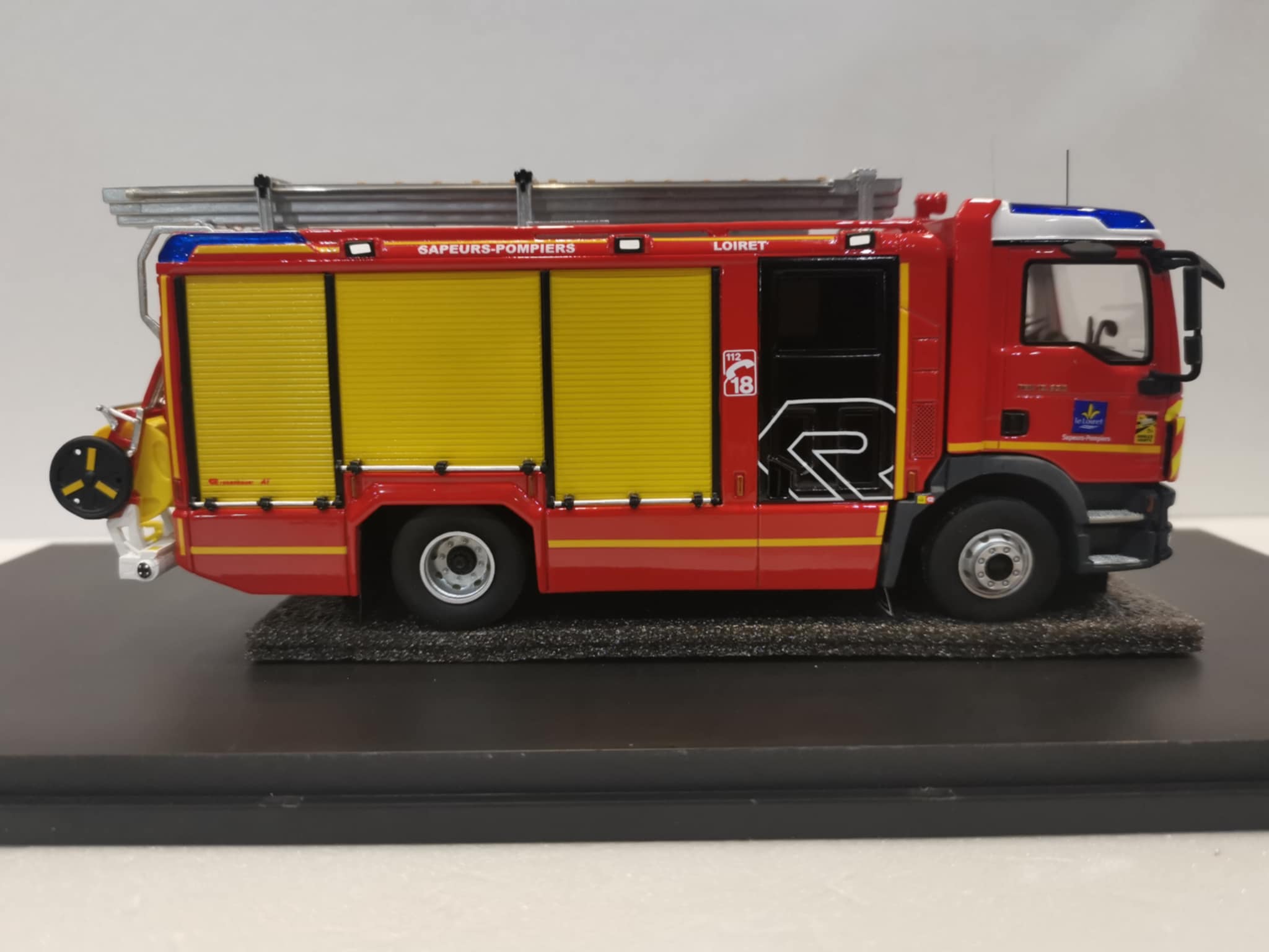 MAN TGM ROSENBAUER SDIS 45 LOIRET  EDIÇÃO LIMITADA A 220 PEÇAS 