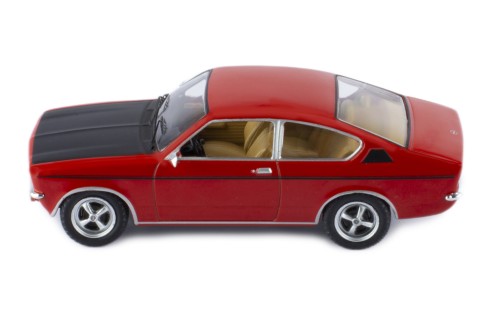 Opel Kadett C Coupe SR, vermelho preto fosco, 1976