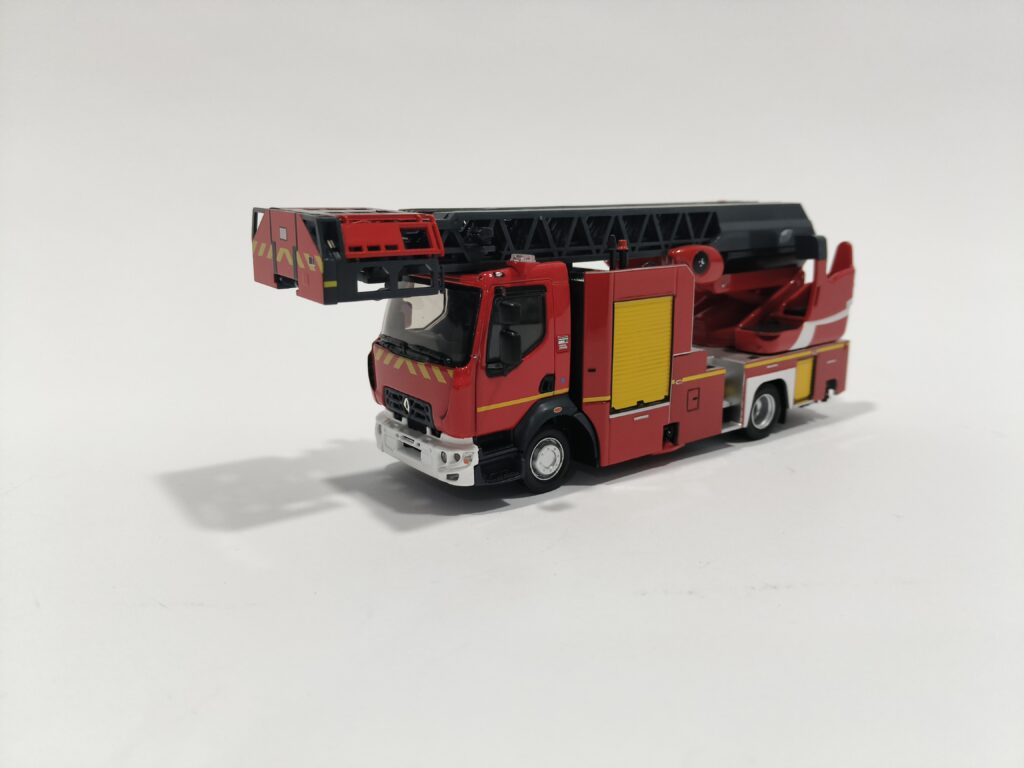 RENAULT D16 EPC 33 PRX RIFFAUD LADDERS ESCADA ANTACITE SDIS 61 