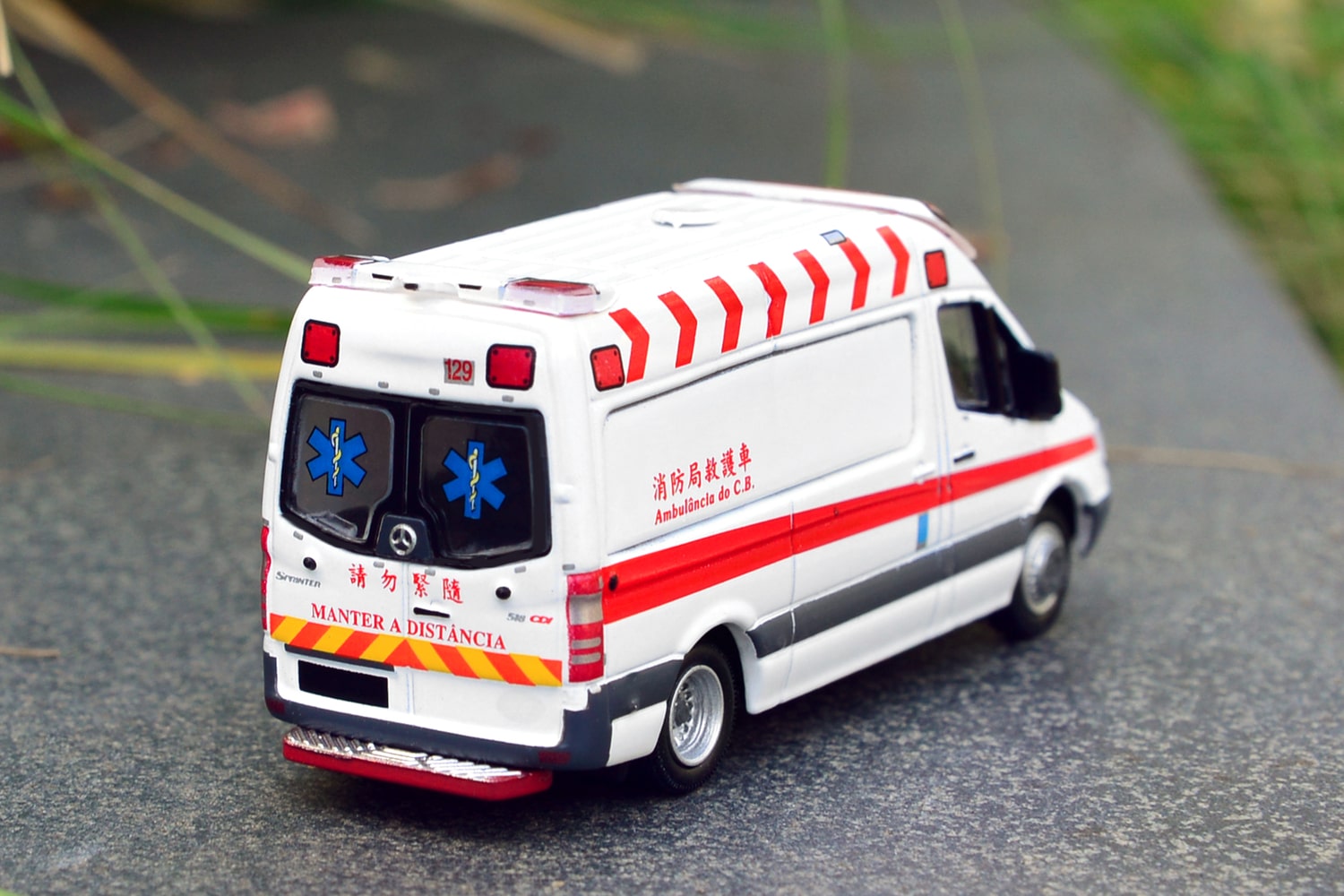 Mercedes-Benz Sprinter Macau Ambulance (White) ATCMC64001 