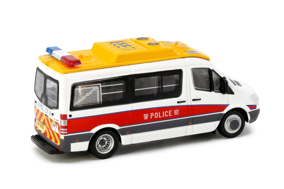 MERCEDES-BENZ SPRINTER HONG KONG POLICE AIRPORT DISTRICT AM8557 ATC65350 