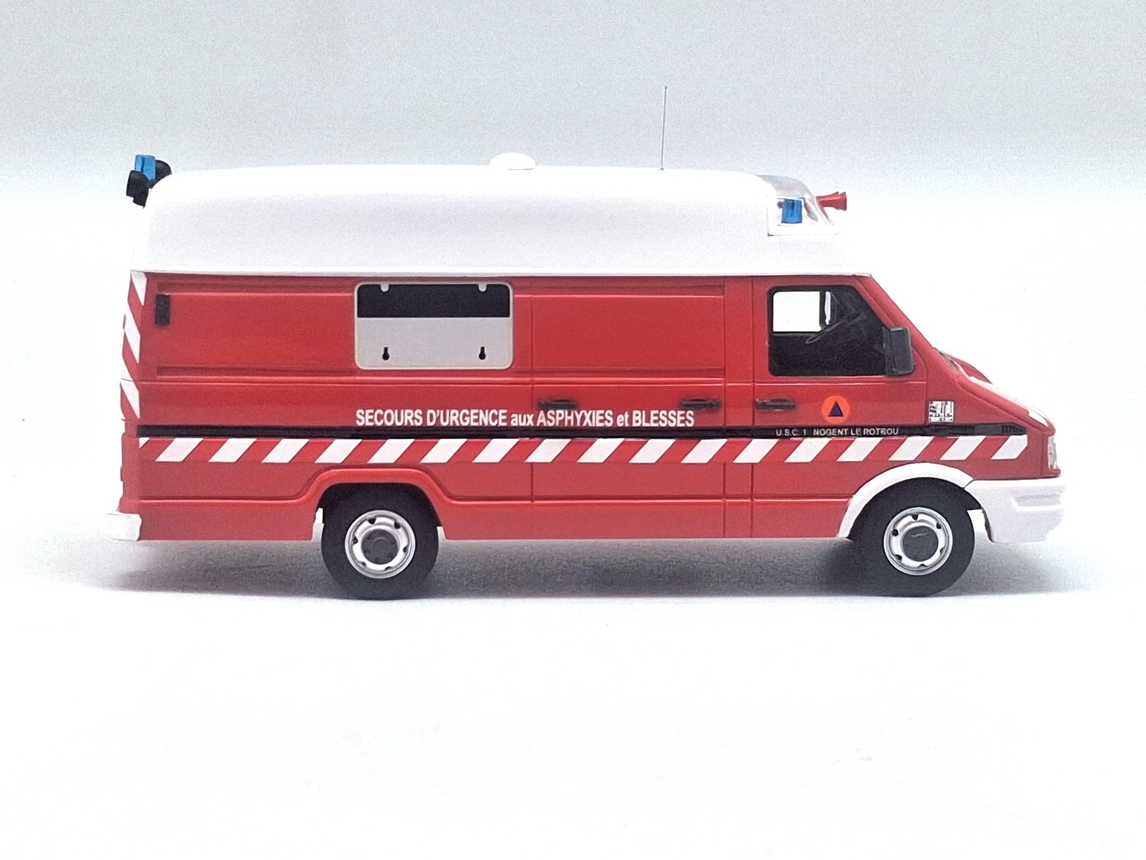 Iveco Daily VSAB "Sécurité Civile"  EDIÇÃO LIMITADA A 200 PEÇAS