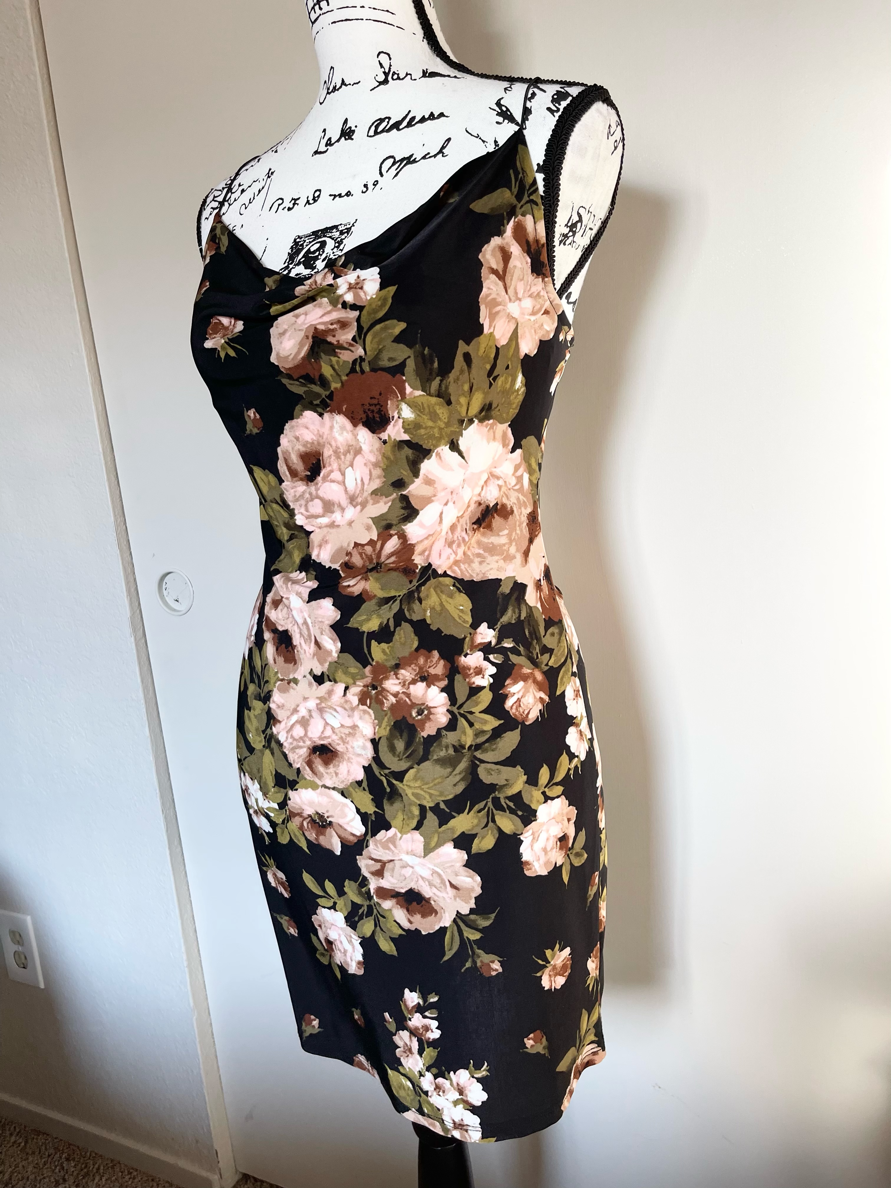 Floral Print dress (M)