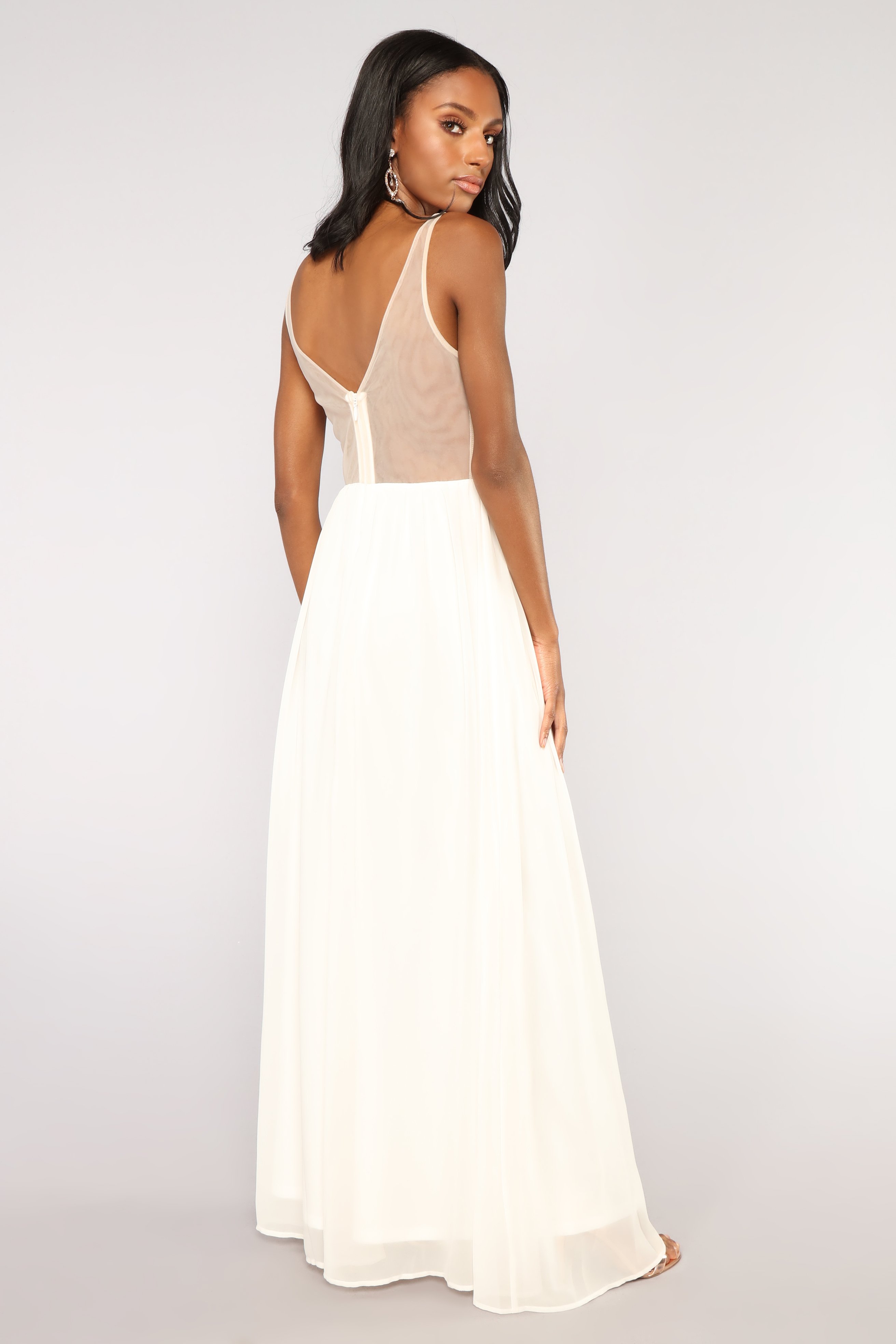 Cream floral laced gown (M)