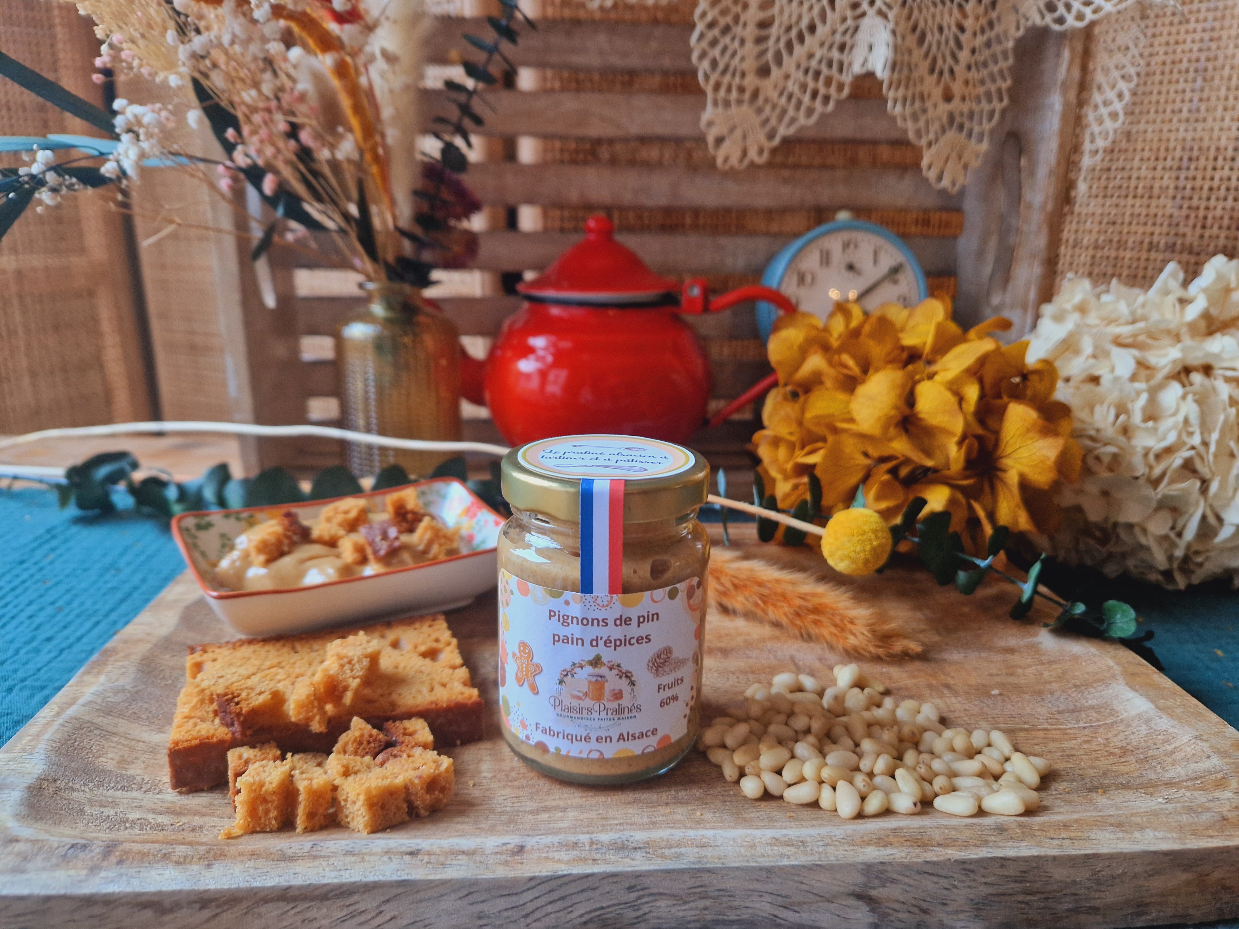 Praliné Biscuité Pignons de pin pain d'épices