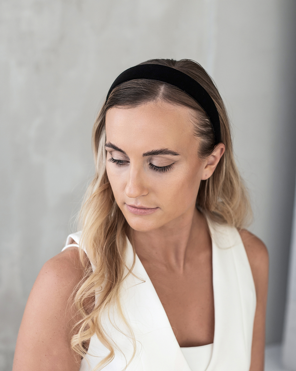 Aksominis lankelis, Black