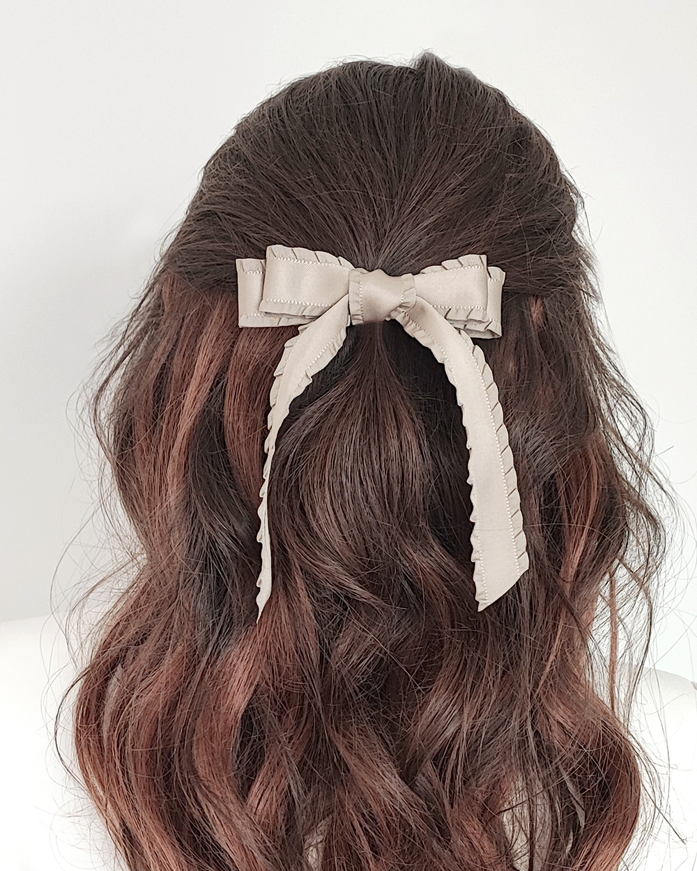 Rauktas kaspinėlis - segtukas, Taupe