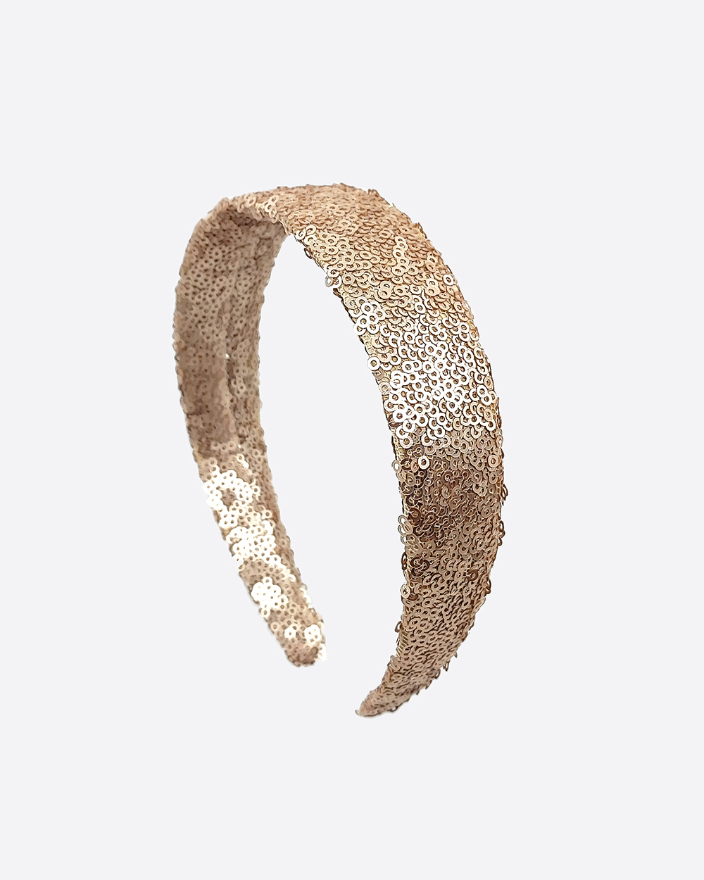 Lankelis su žvyneliais, Nude