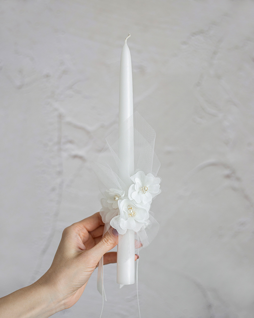 Krikšto žvakė su gėlėmis