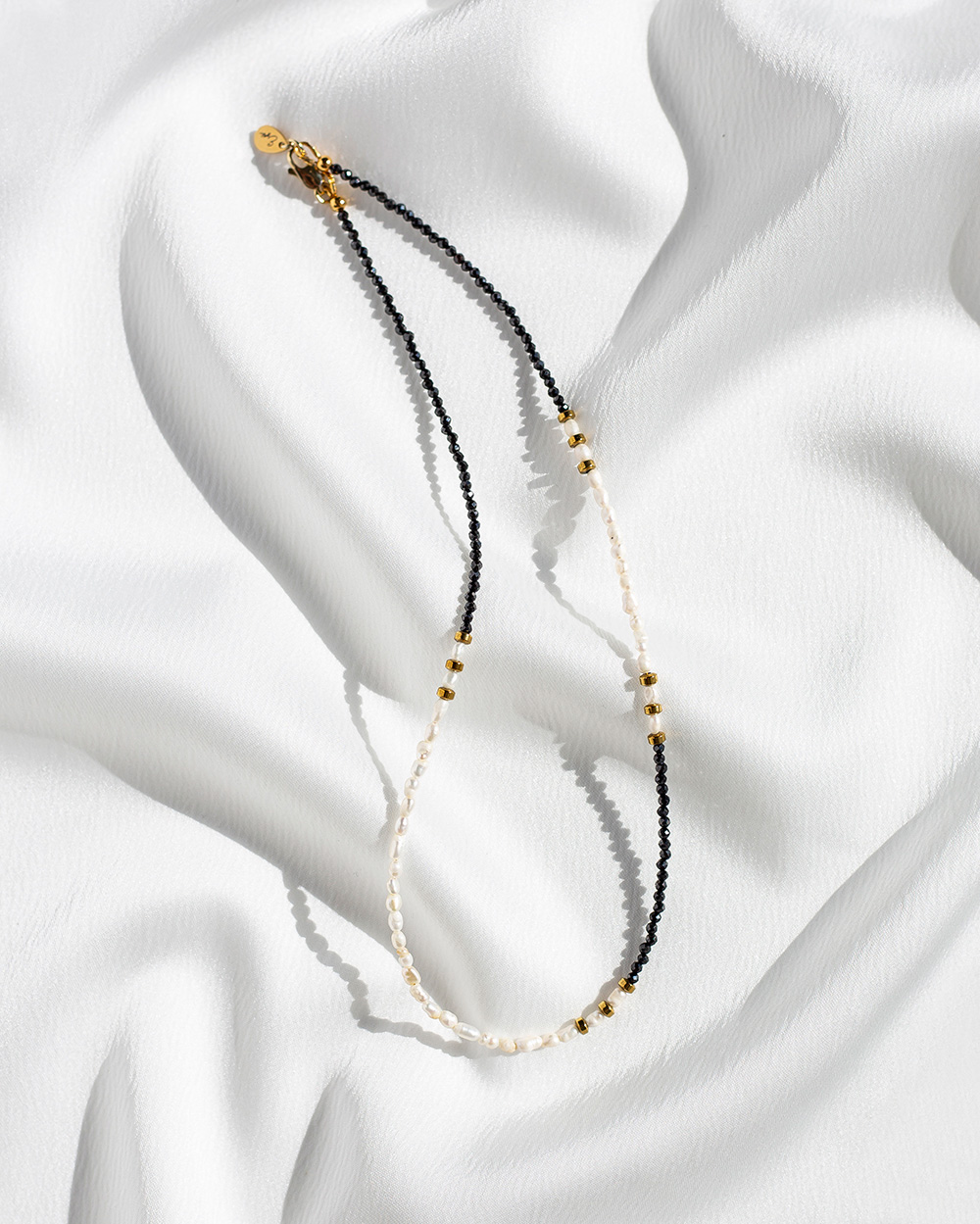 Vėrinys su perlais ir cirkoniais