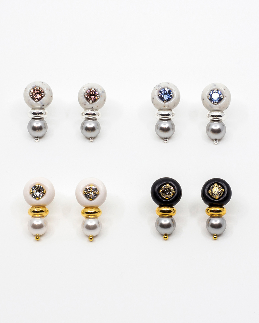 Auskarai "Naira", White