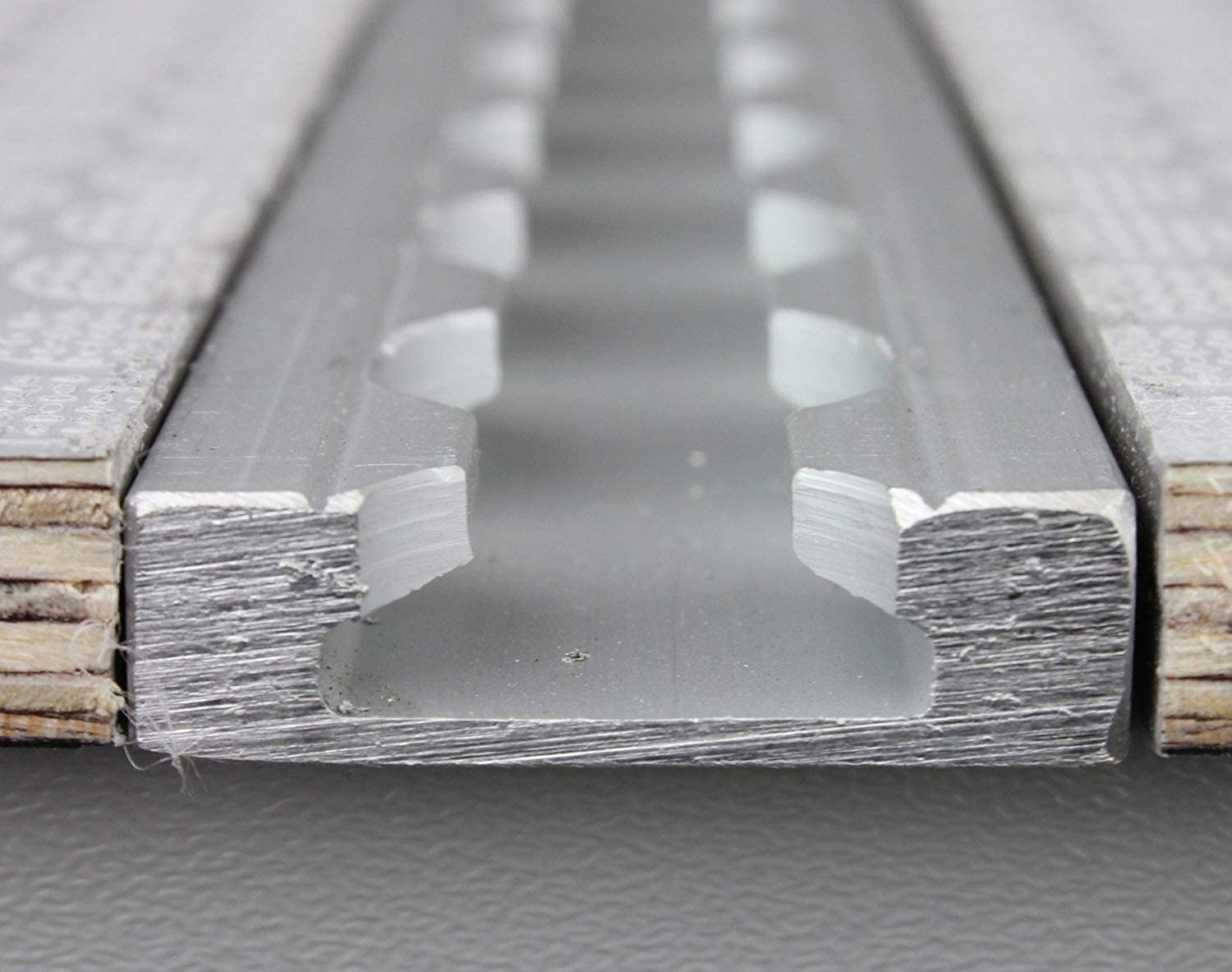 Tvirtinimo juosta - Airline - 4 variantas