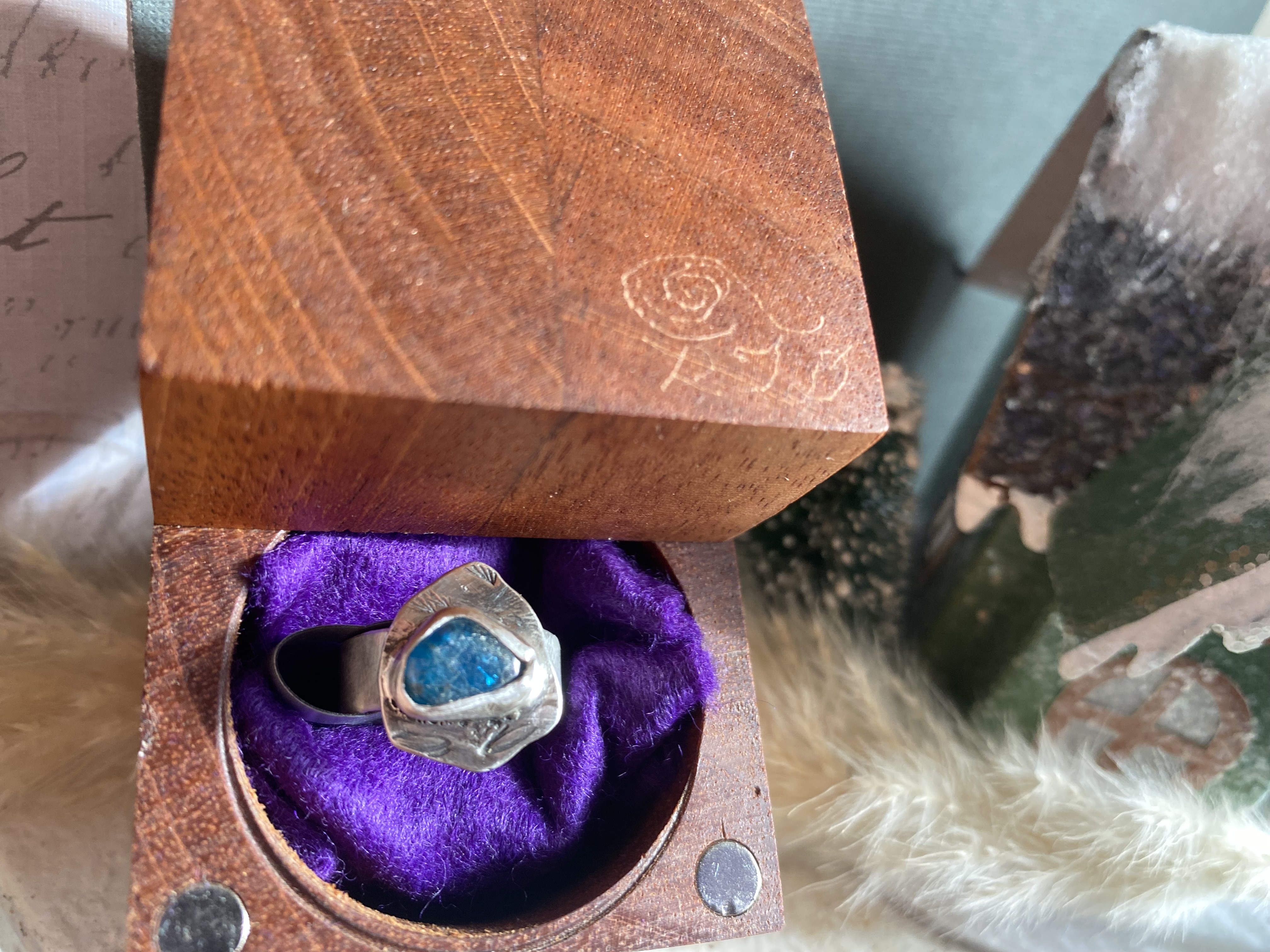 Blue Apatite Freeform Triangle Ring in Sterling Silver Hand-stamped with Wispy Detail Sturdy Width Ring Band Size 5.75