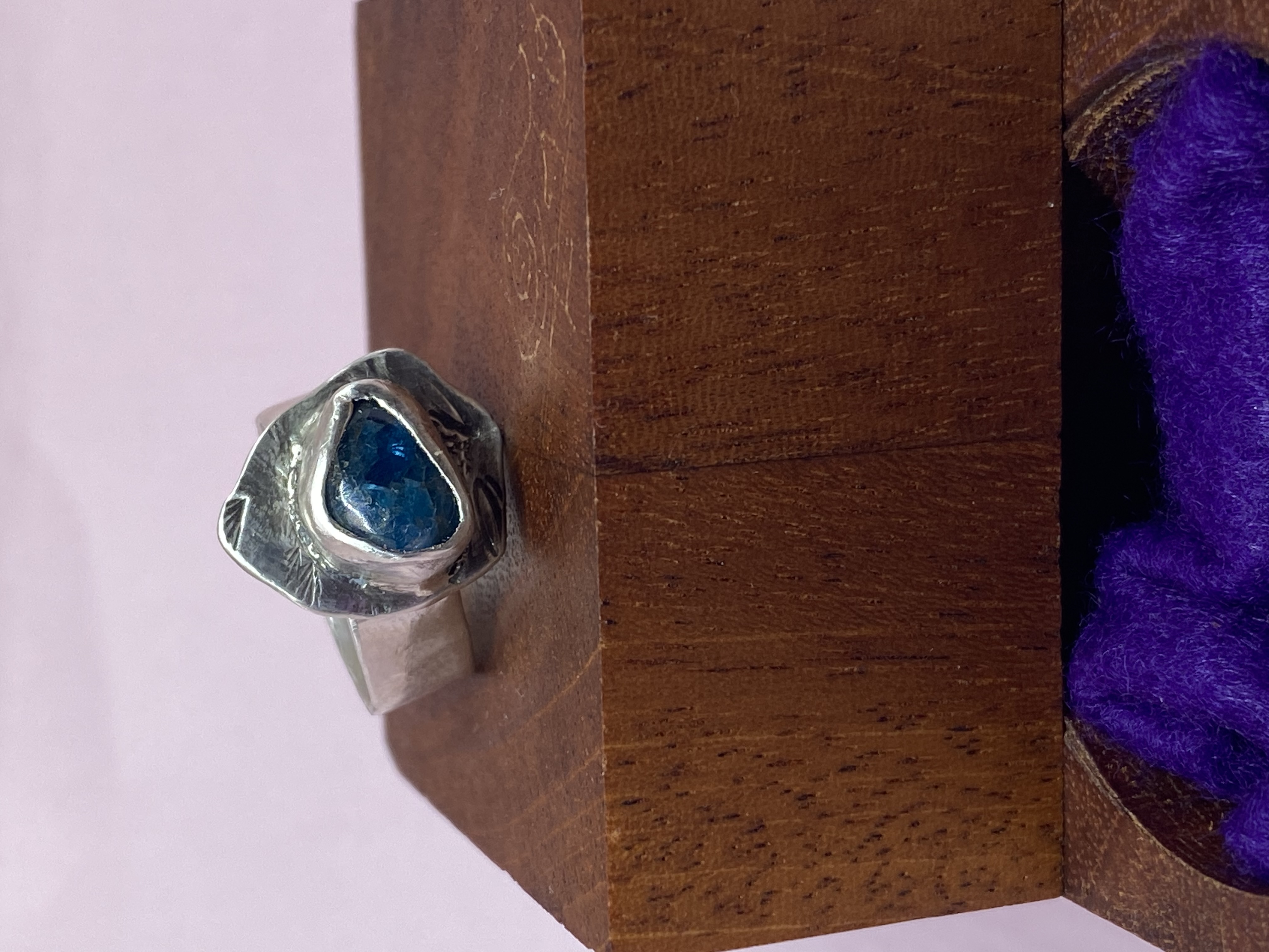 Blue Apatite Freeform Triangle Ring in Sterling Silver Hand-stamped with Wispy Detail Sturdy Width Ring Band Size 5.75