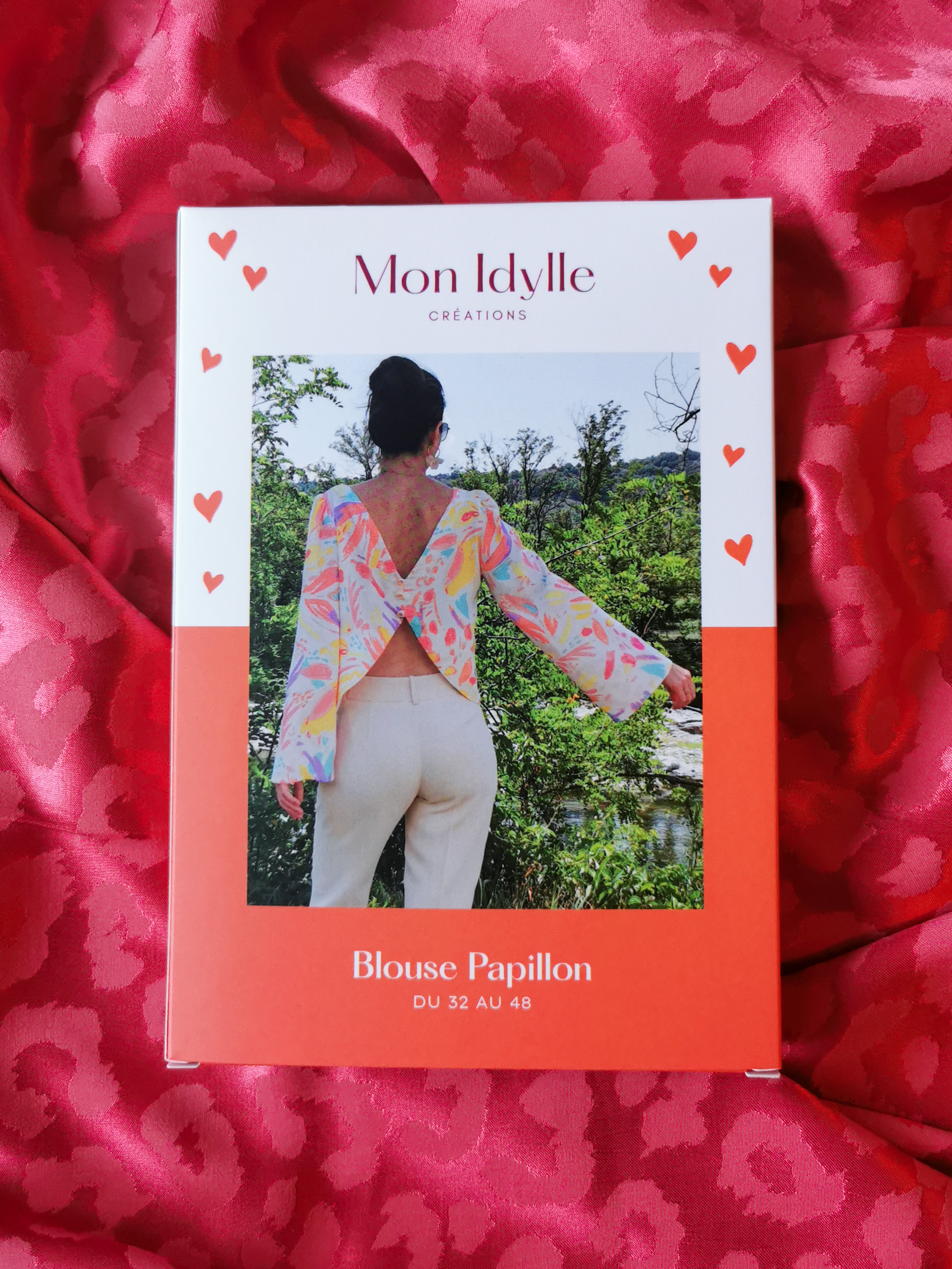 BLOUSE PAPILLON - POCHETTE