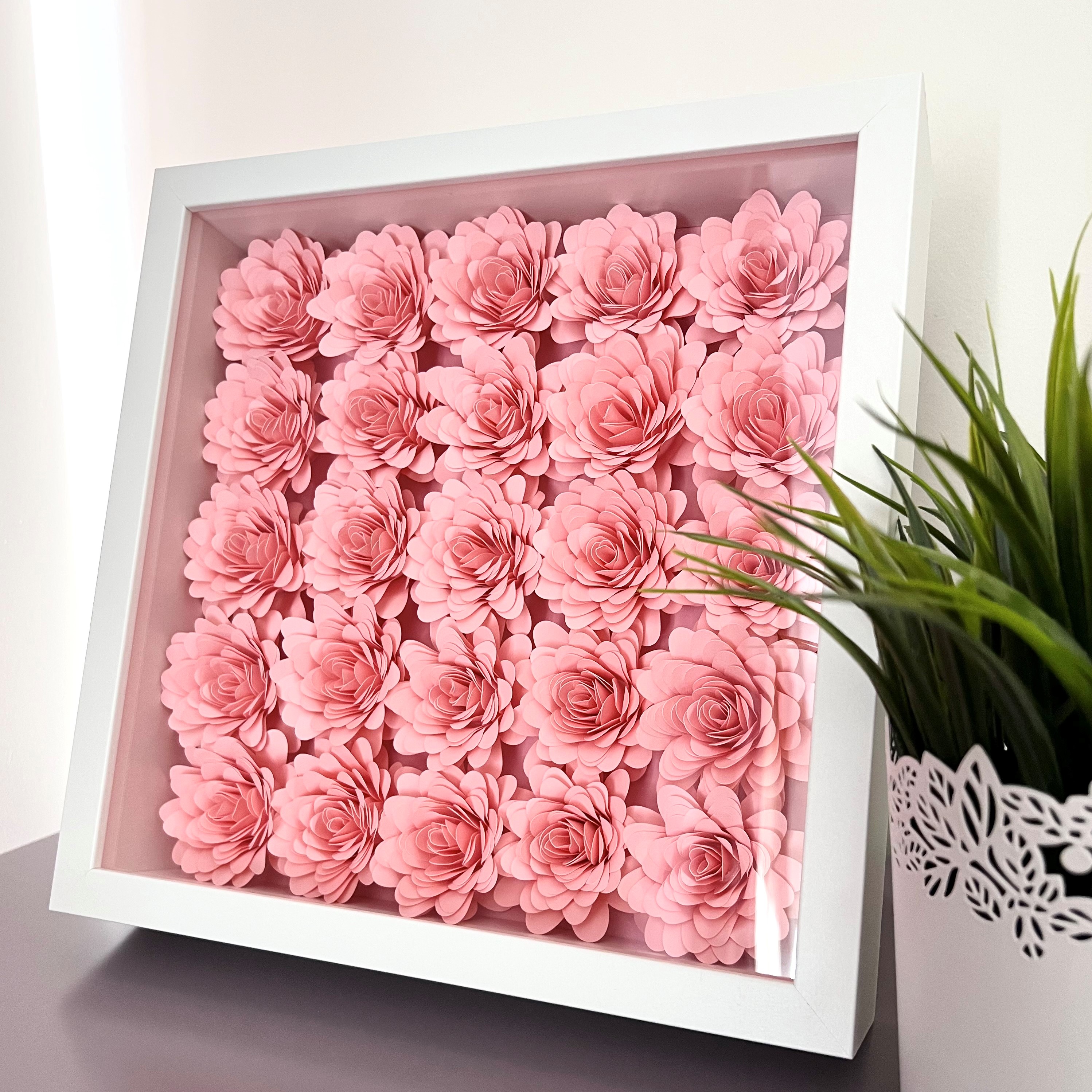 Popierinių gėlių paveikslas (jurginai)