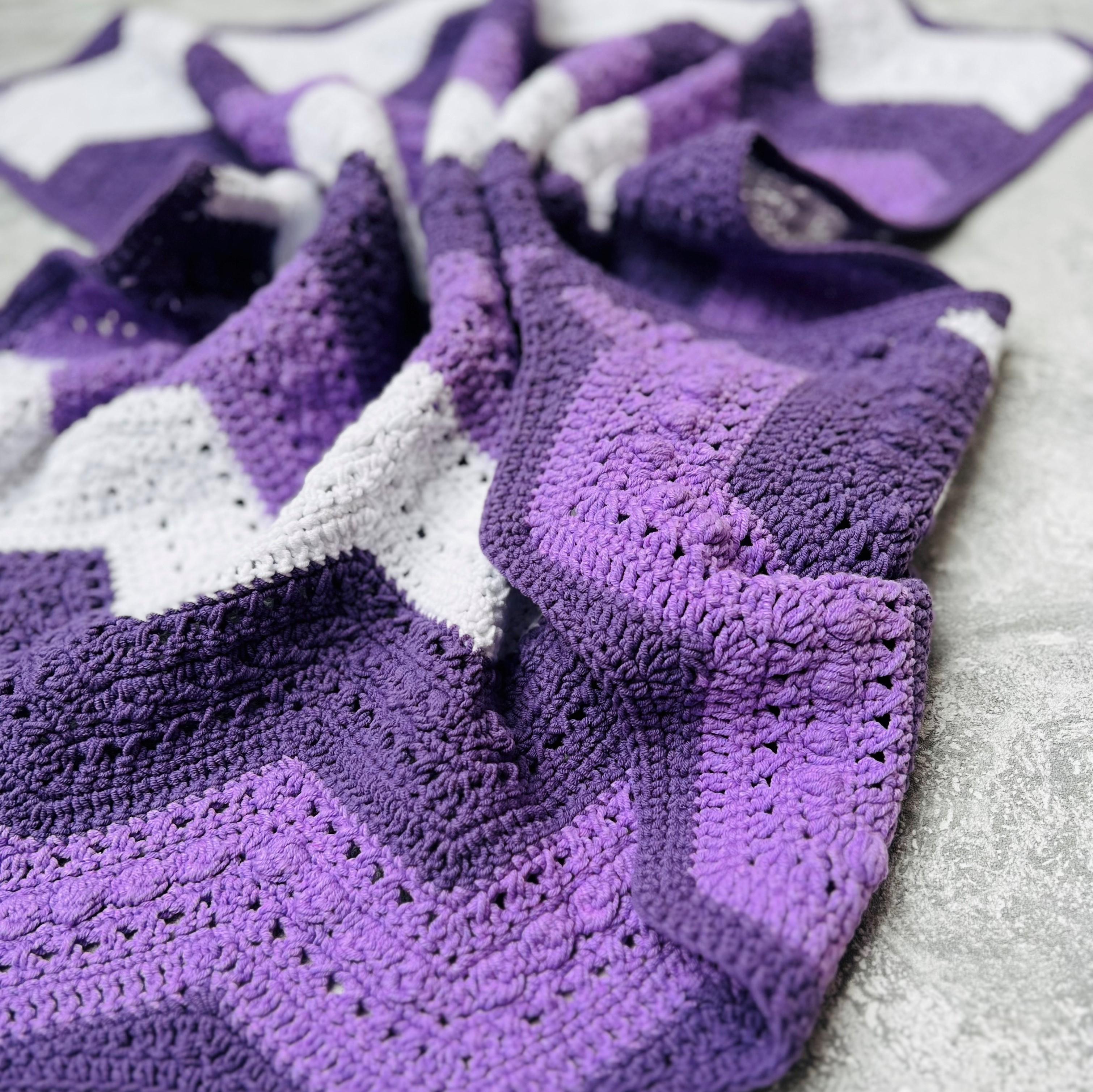 Spalvotas pledukas kūdikiui