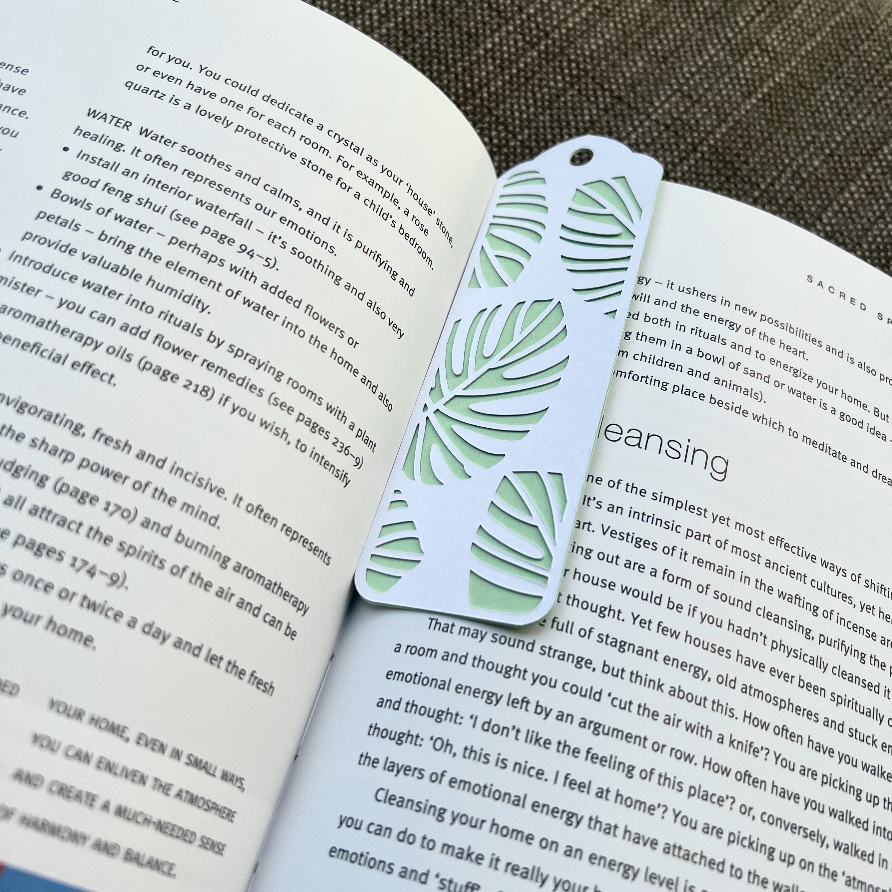 Knygų skirtukų rinkinys "Lapai"