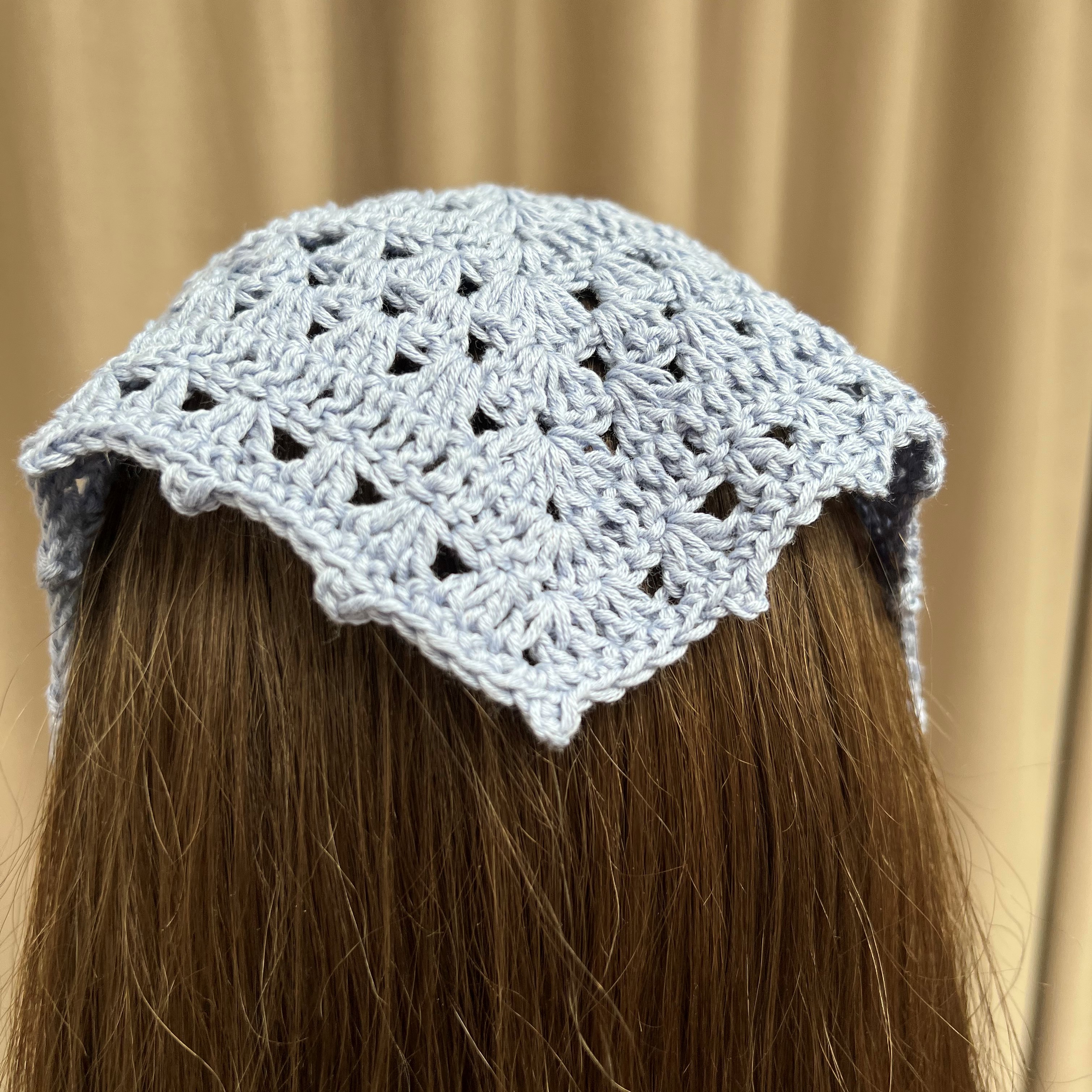 Nerta bandana - skarelė plaukams