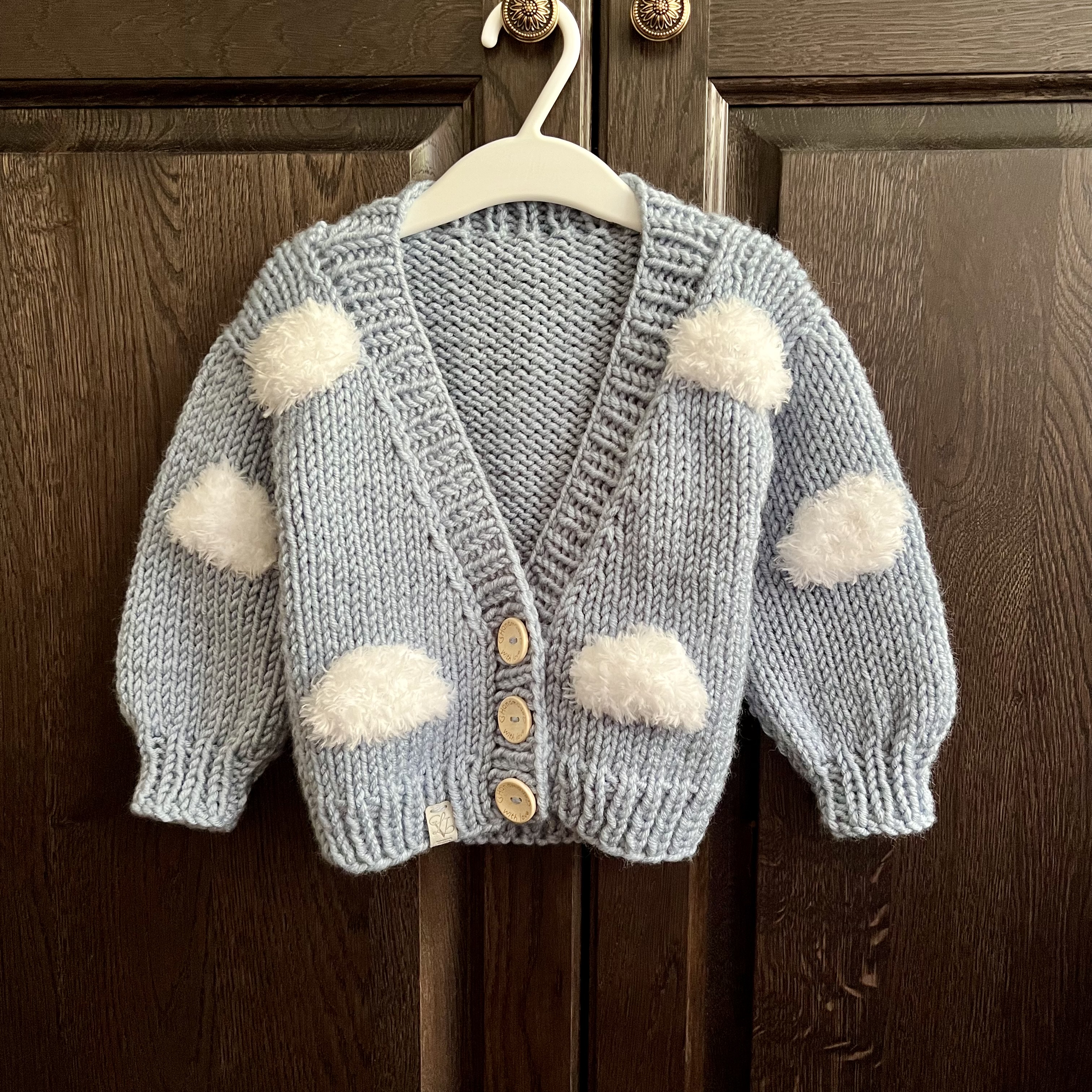 Megztinis su debesėliais kūdikiui