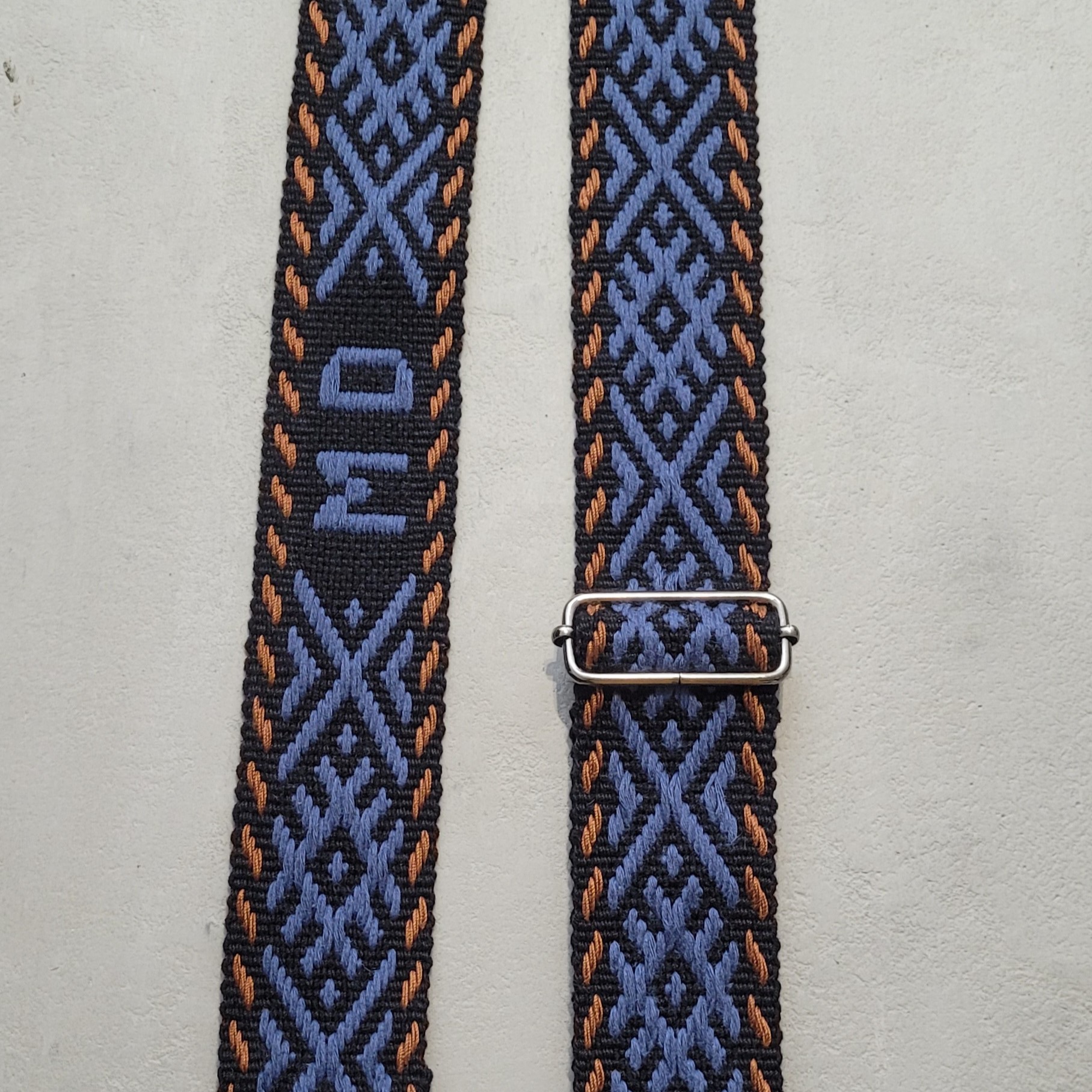 Diržas gitarai Inicialai
