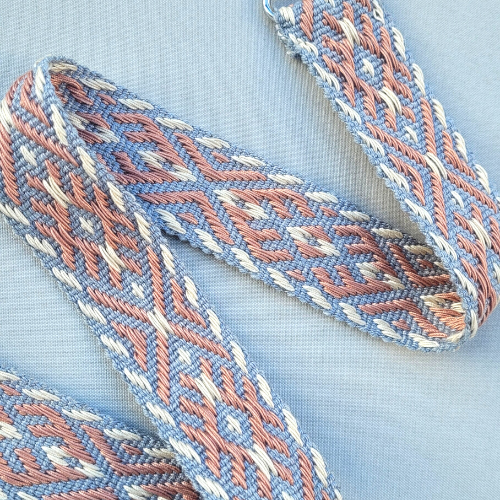 Rankinės diržas Pelenų rožė